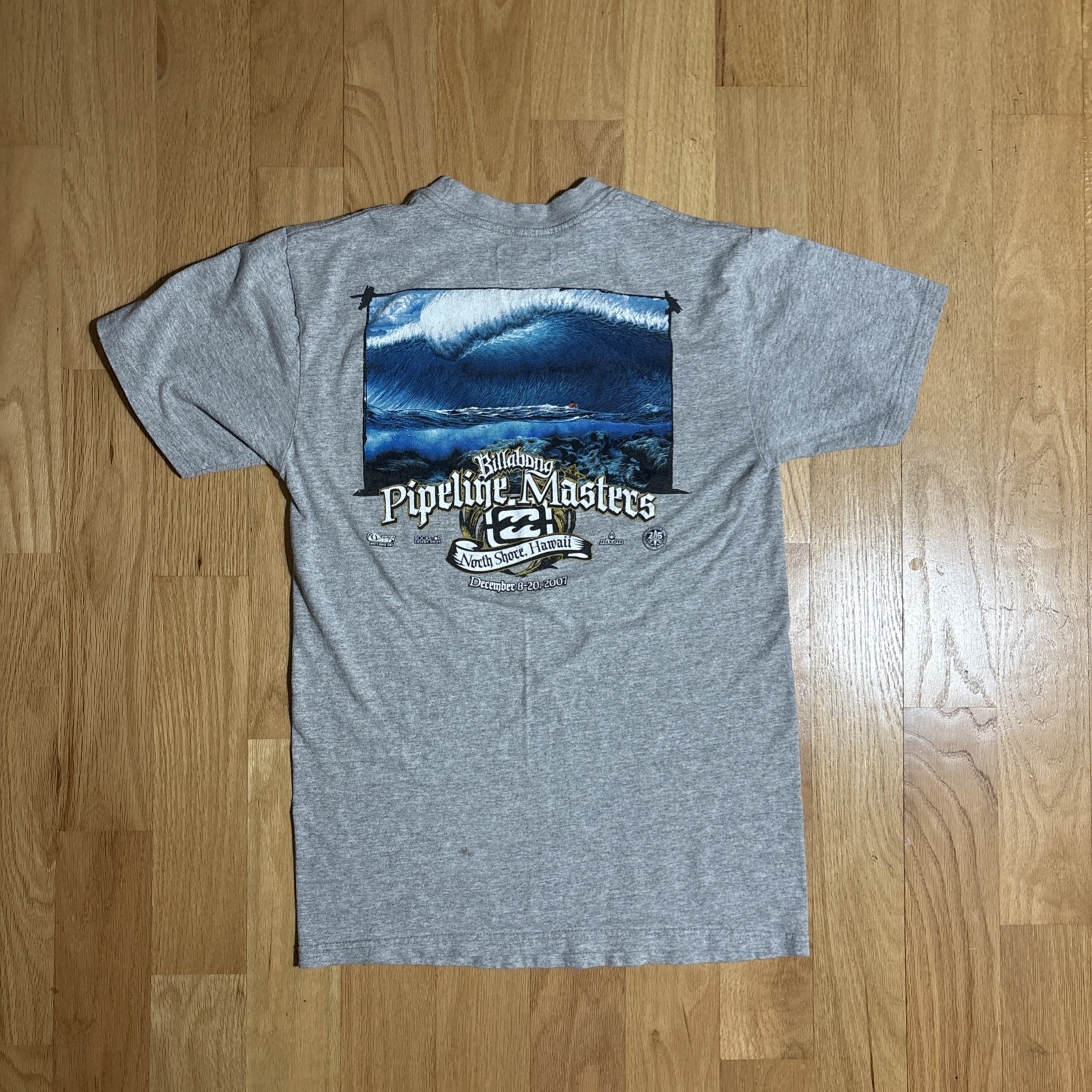 Vintage Billabong Pipeline Masters Hawaii 07 Surf T-Shirt Gray Y2K Graphic