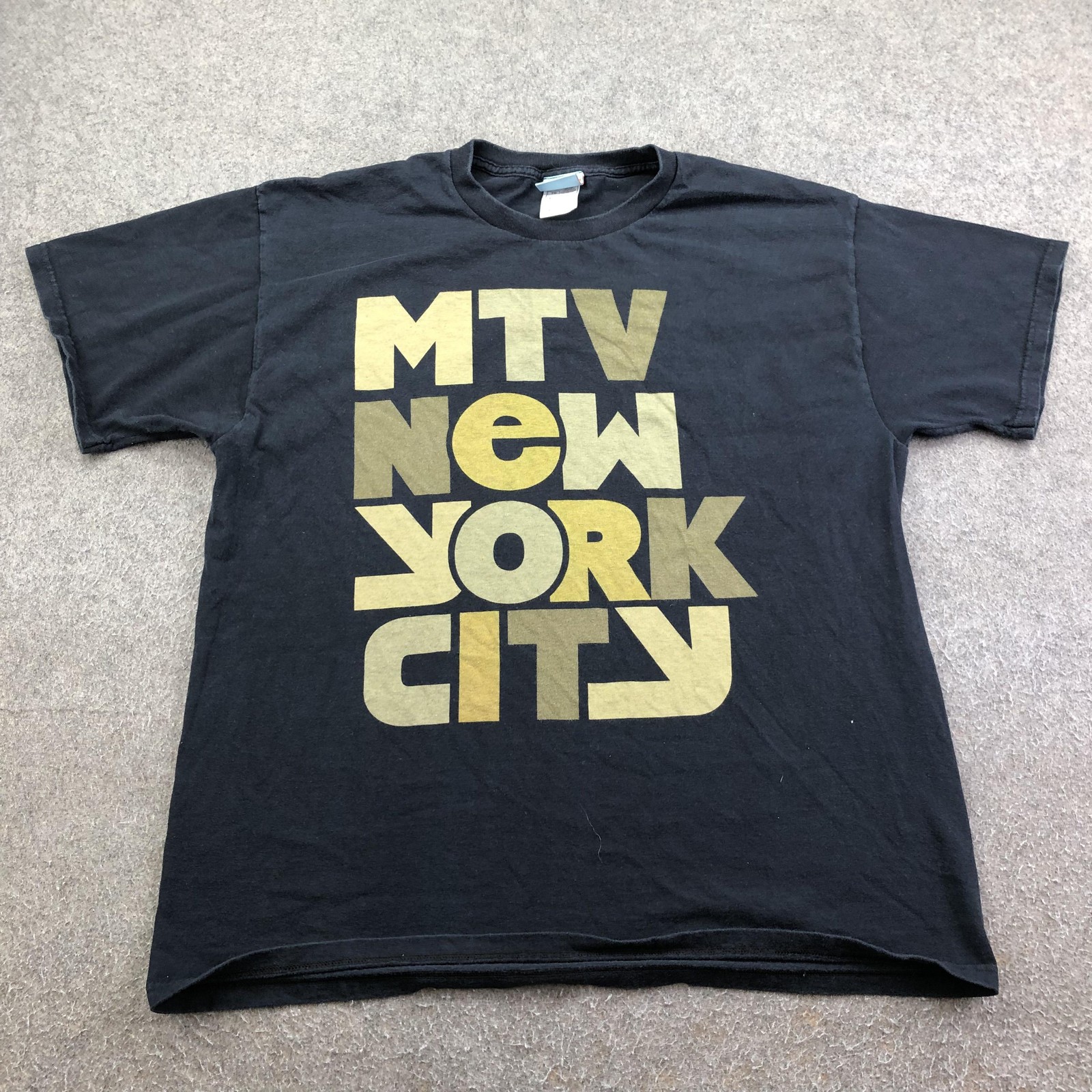 Vintage MTV Shirt Mens XL Black MTV New York City Graphic Tee 2006
