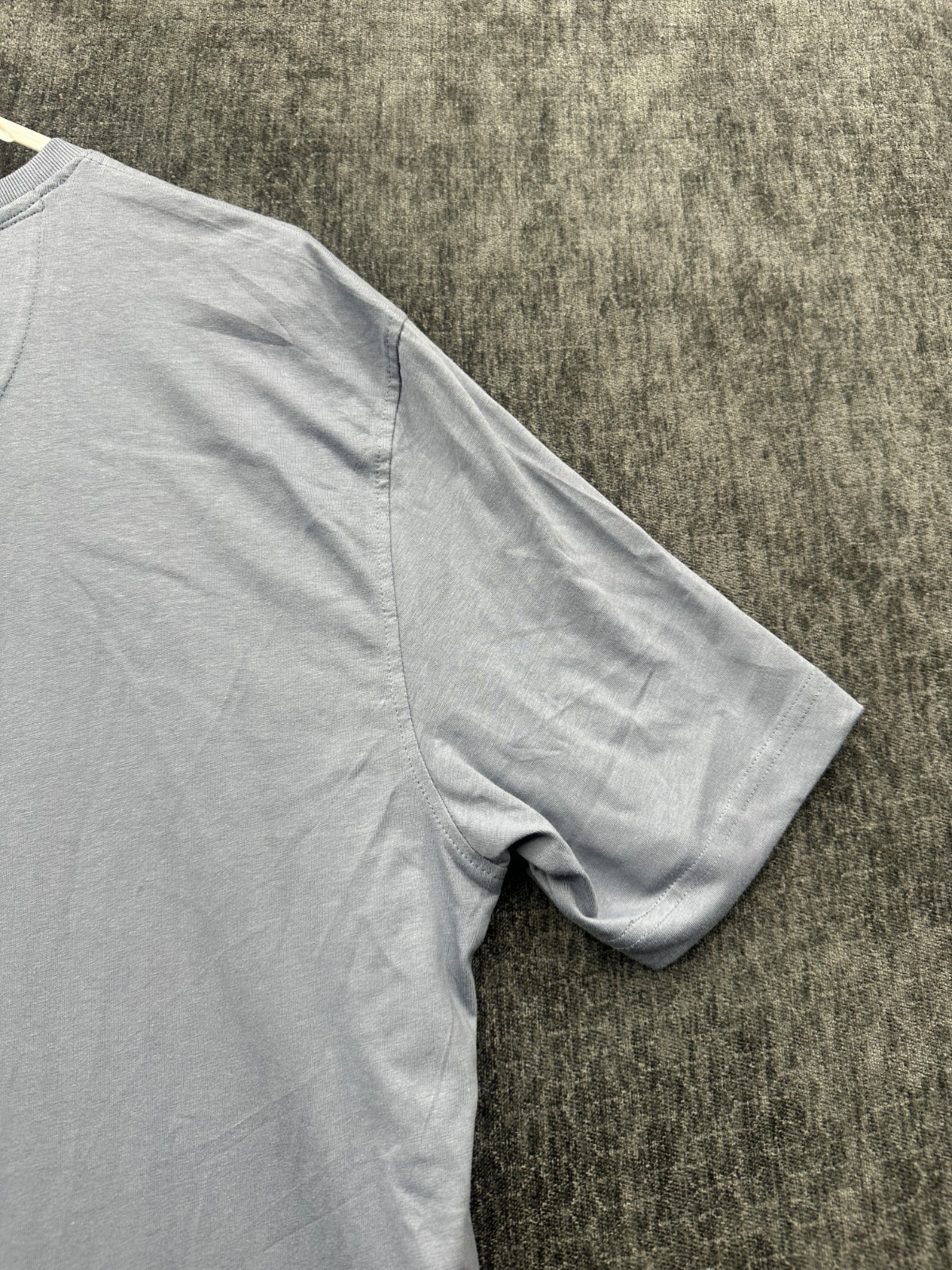 Greg Norman T Shirt Mens Large Gray Side Slit Cotton Crewneck Shark Logo Casual
