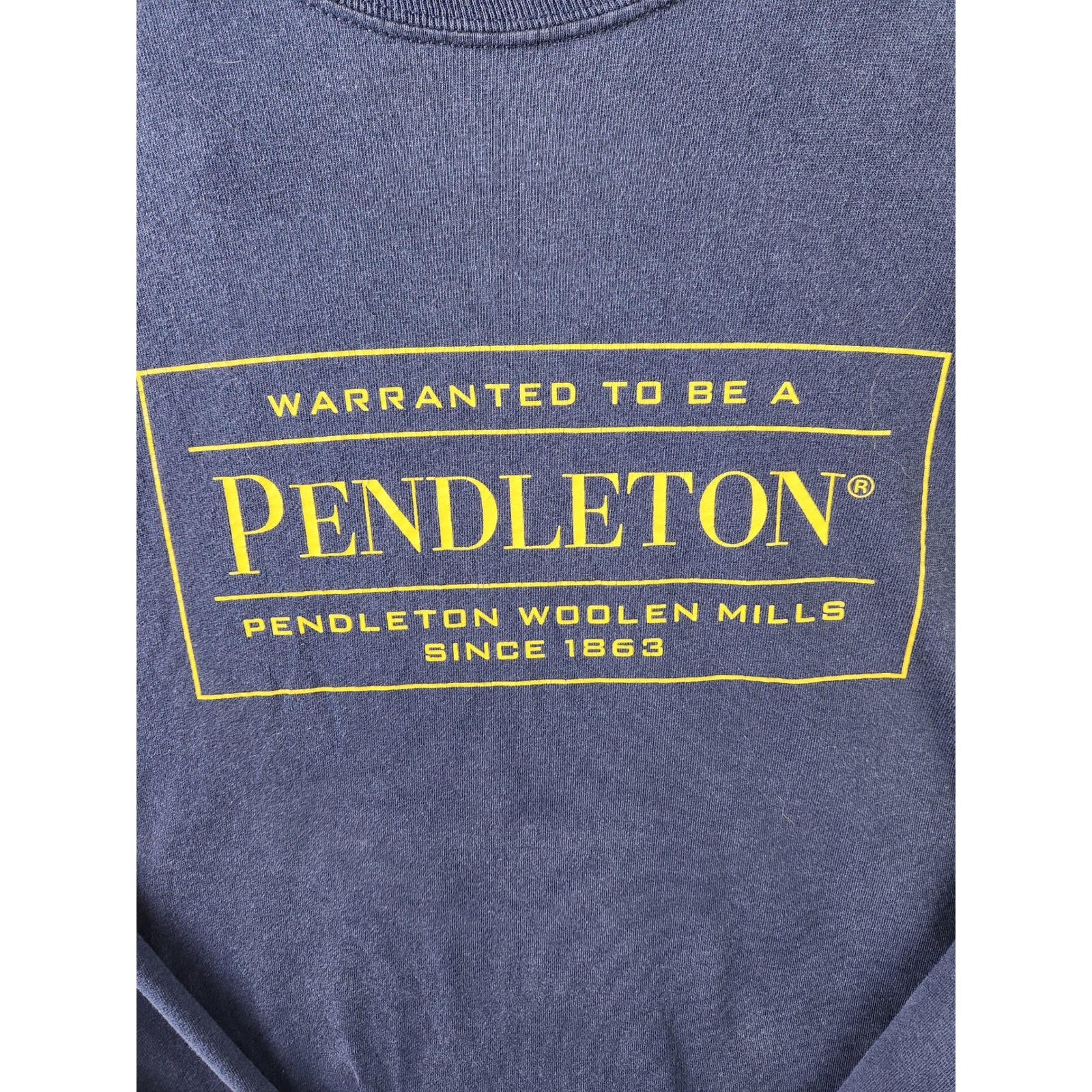 Pendleton Sweatshirt Men’s Large Navy Blue Logo Crewneck Preppy Classic USA