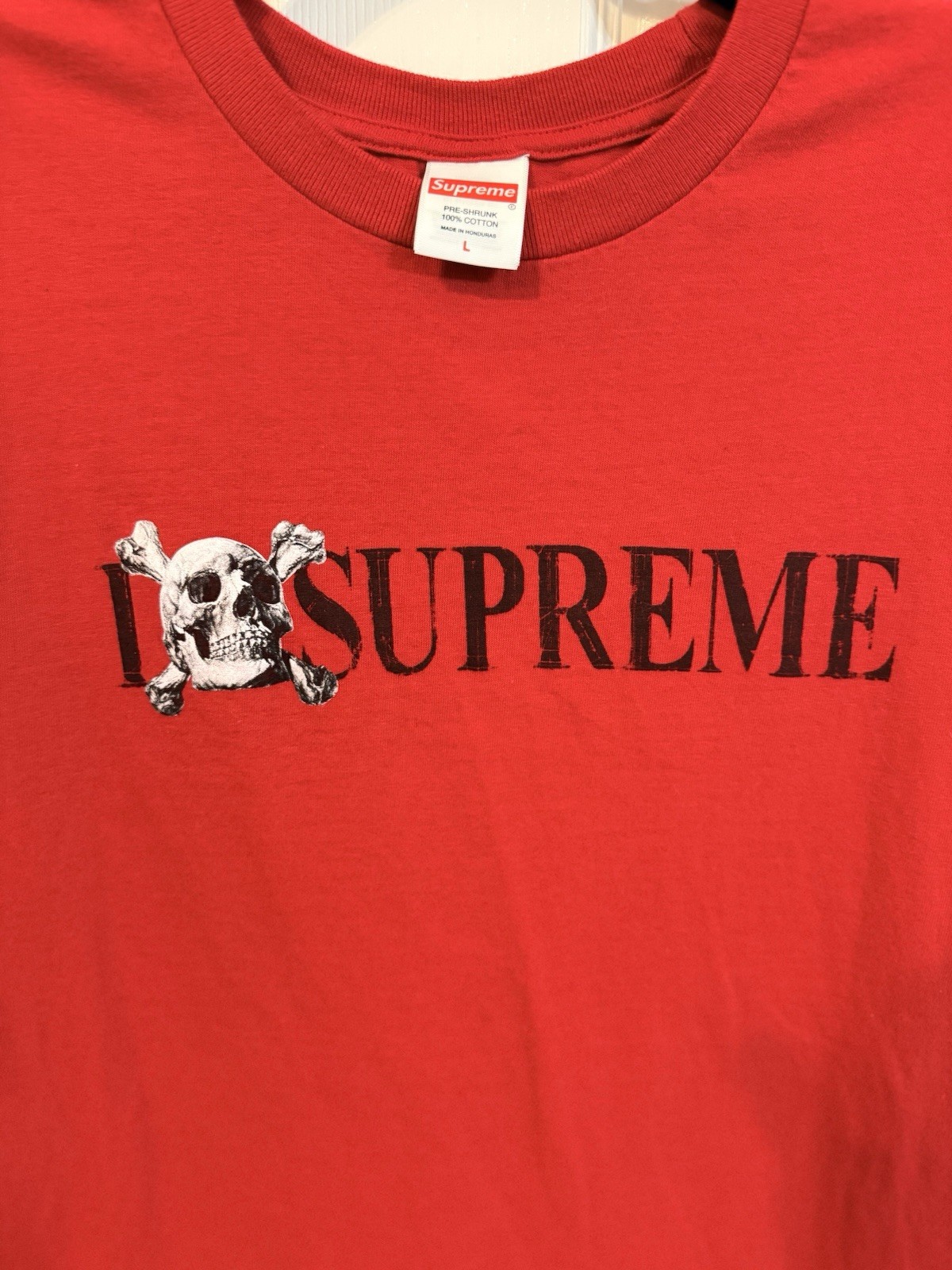Supreme Men’s Short Sleeve T-Shirt Size Large