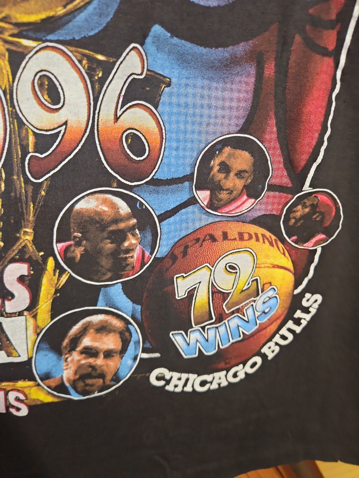 Very Early Dry Rot Vintage 90s Chicago Bulls Short Hills Rap Tee XL 100%Wearable
