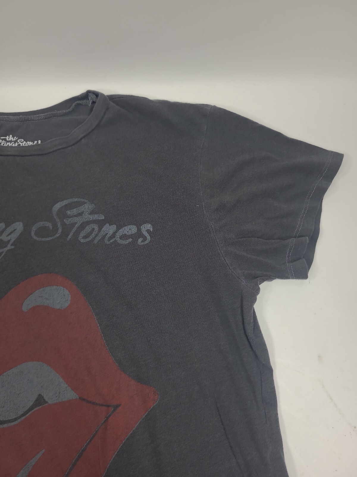 The Rolling Stones T-Shirt. Size Large. 2019 reprint. Long length. Faded Gray.