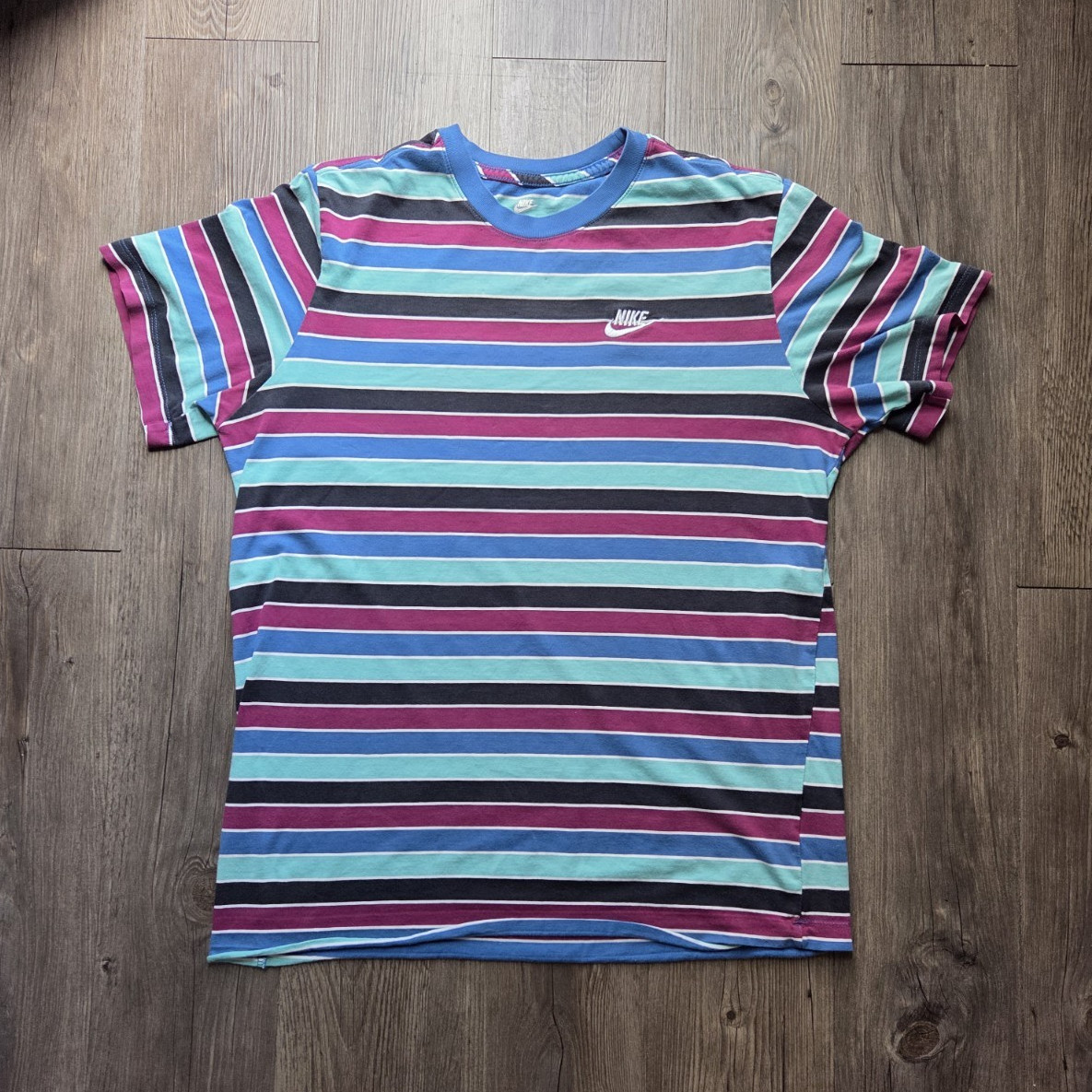 Nike The Nike Tee Men’s Multicolor Striped Logo Crew Neck Tee Size L