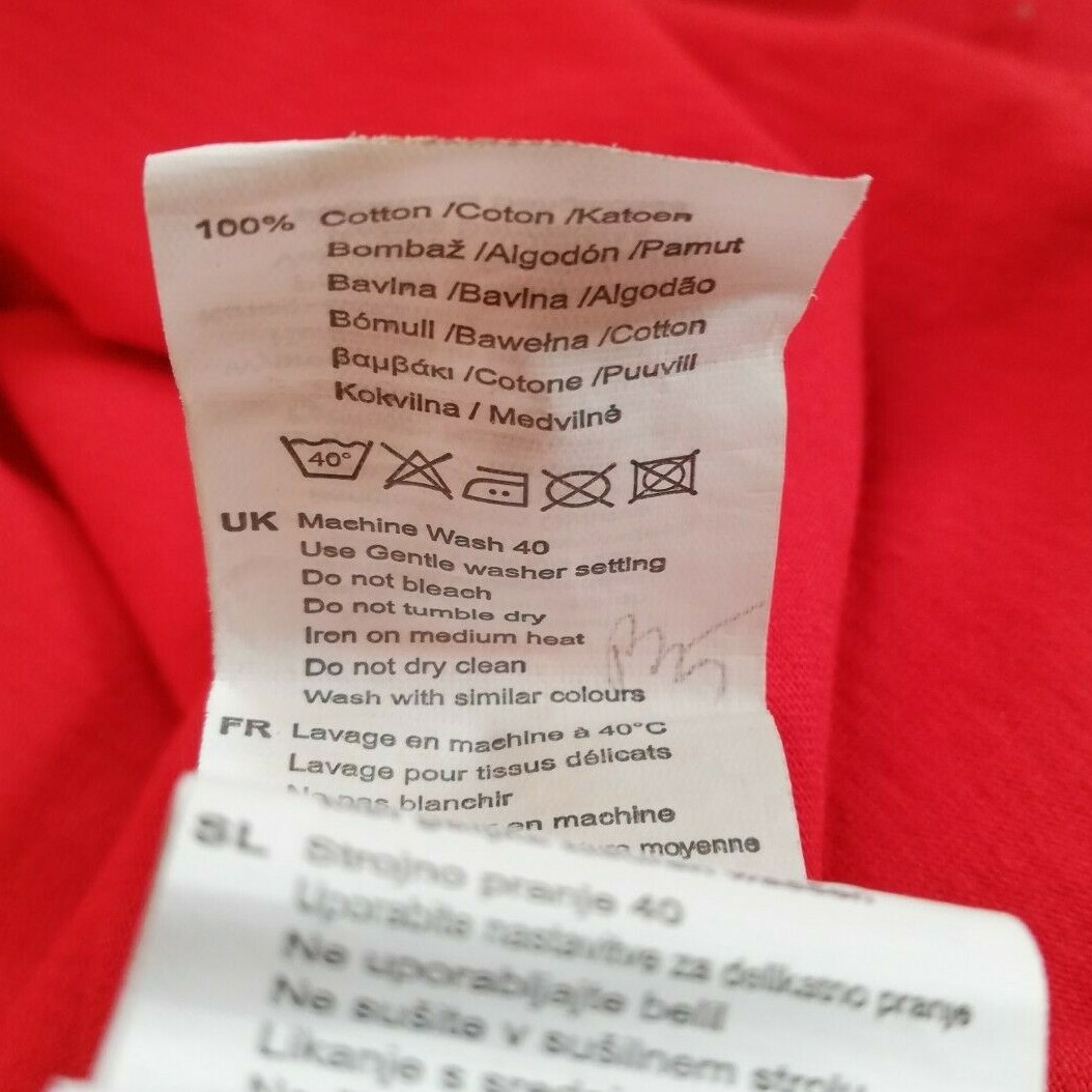 Slazenger T-Shirt Nice Men’s Red Tee Size (XL) Short Sleeves V Neck Style Cotton