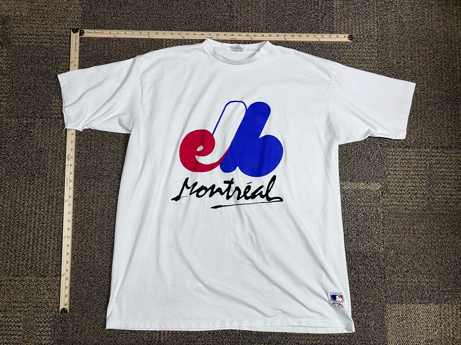 Numeg Mills T-Shirt Mens M Montreal Expos MLB Graphic White Vintage Tee Big Logo