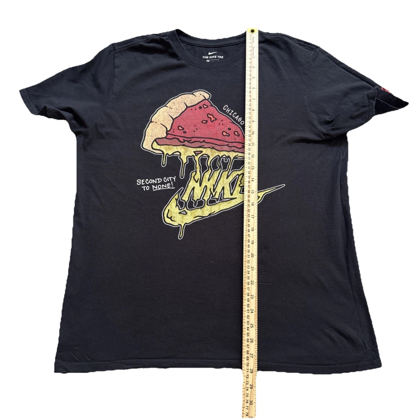 The Nike Tee Chicago Second City to None Men’s Print Black T-Shirt Size Large