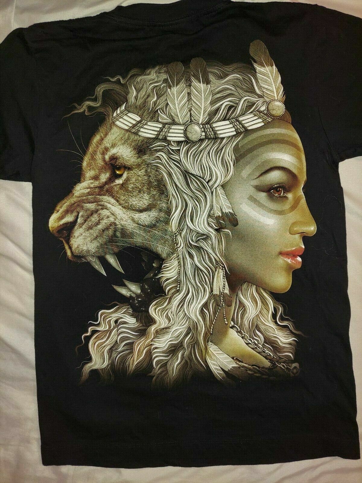 Rock Chang Original Lion Hand Painted w/Silver stud and Nose Ring T-Shirt Small
