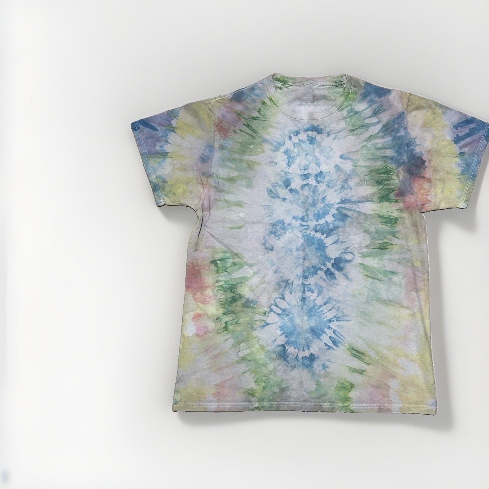 Vintage Fruit Of The Loom Tie Dye Shirt M Multicolor Rainbow Circle Graphic Tee