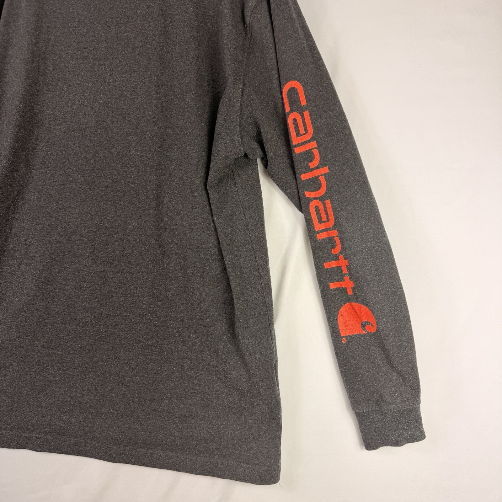 Carhartt T-Shirt Men’s Medium Original Fit Gray Pocket Long Sleeve K231