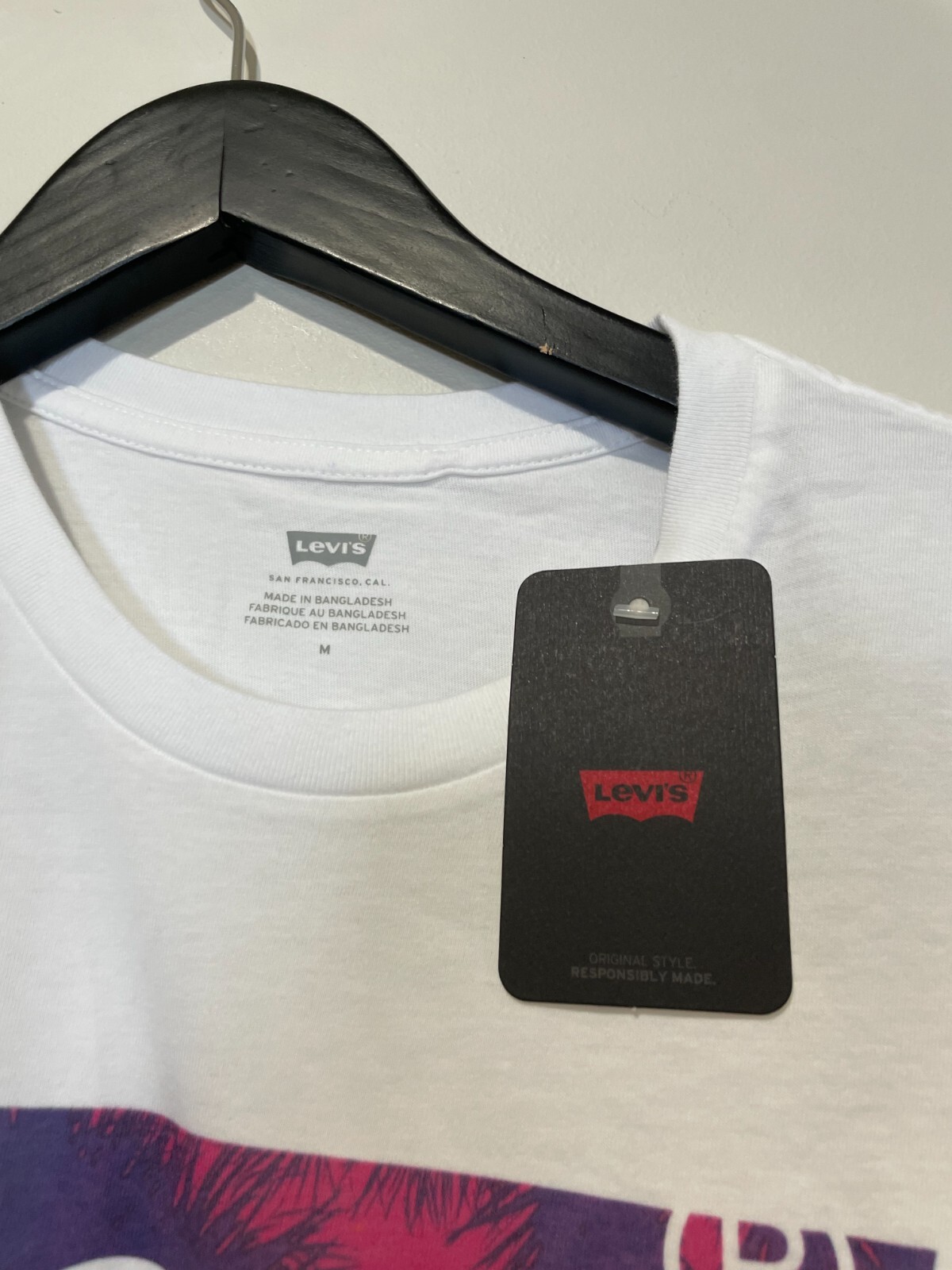 NWT Levi’s Graphic Palm Fill Crewneck Tee Men’s M, L, XL, XXL