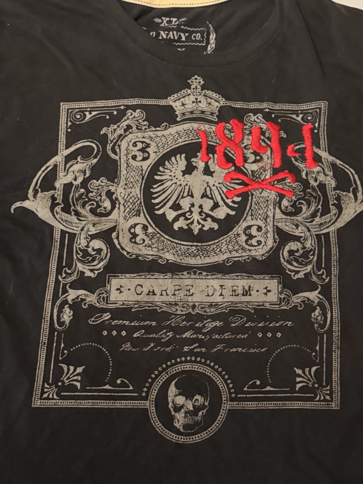 Vintage Old Navy Black XL Crew Neck Short Sleeve Cotton Knit Graphic Skull Tee