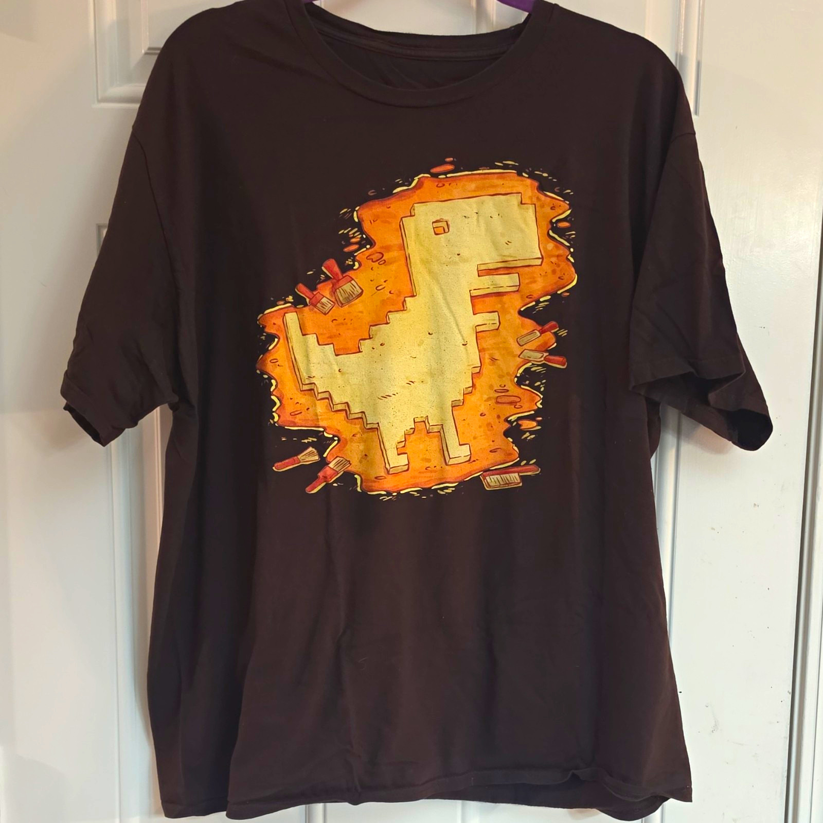 Black Pixel Art Character Graphic Print Men’s XL Crew Neck T-Shirt