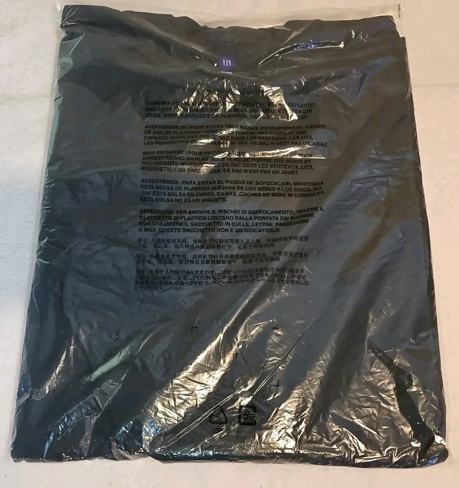 YZY X GAP 3/4 TEE SIZE XL BLACK ENGINEERED BY BALENCIAGA BRAND NEW IN PLASTIC