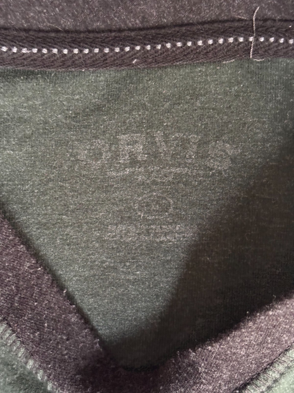 Orvis T-Shirt Men’s Large Green Gray Crew Neck Long Sleeve Classic Pullover