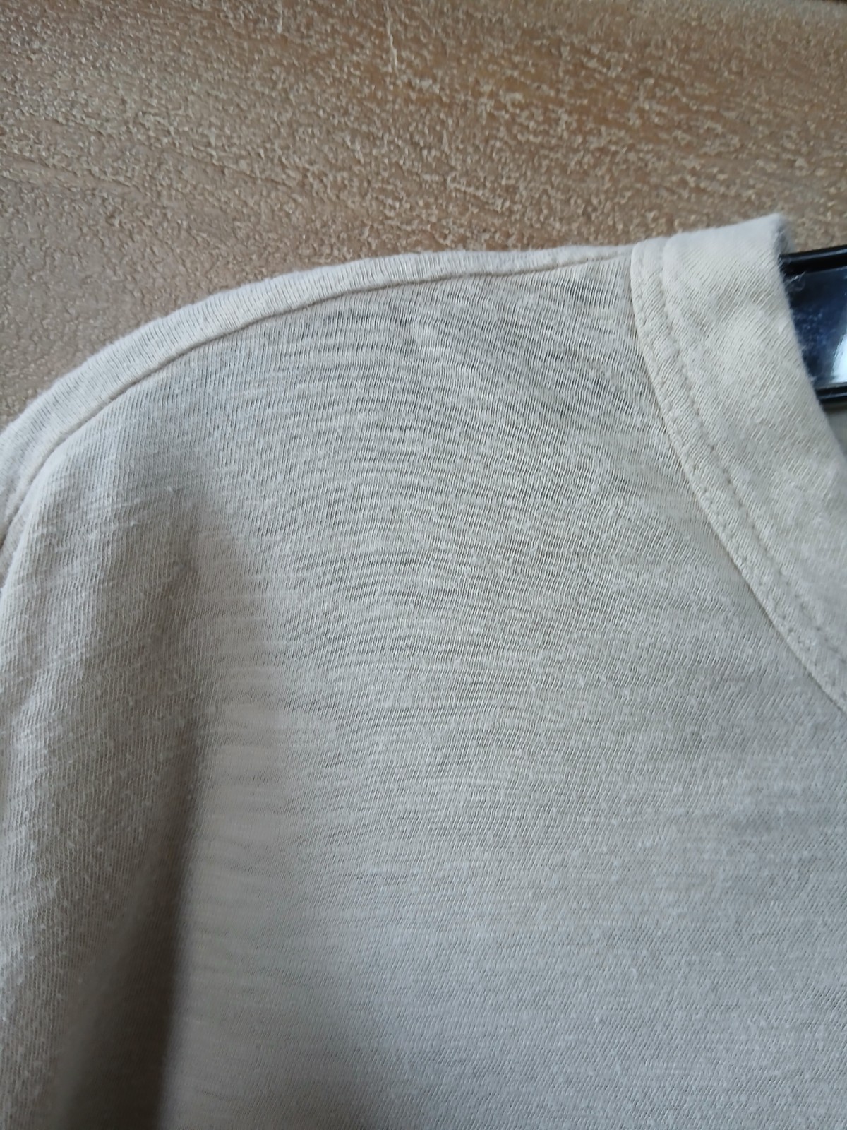 Banana Republic Cotton Slub Garment Dyed Long Sleeve T-Shirt Tee Cream Beige