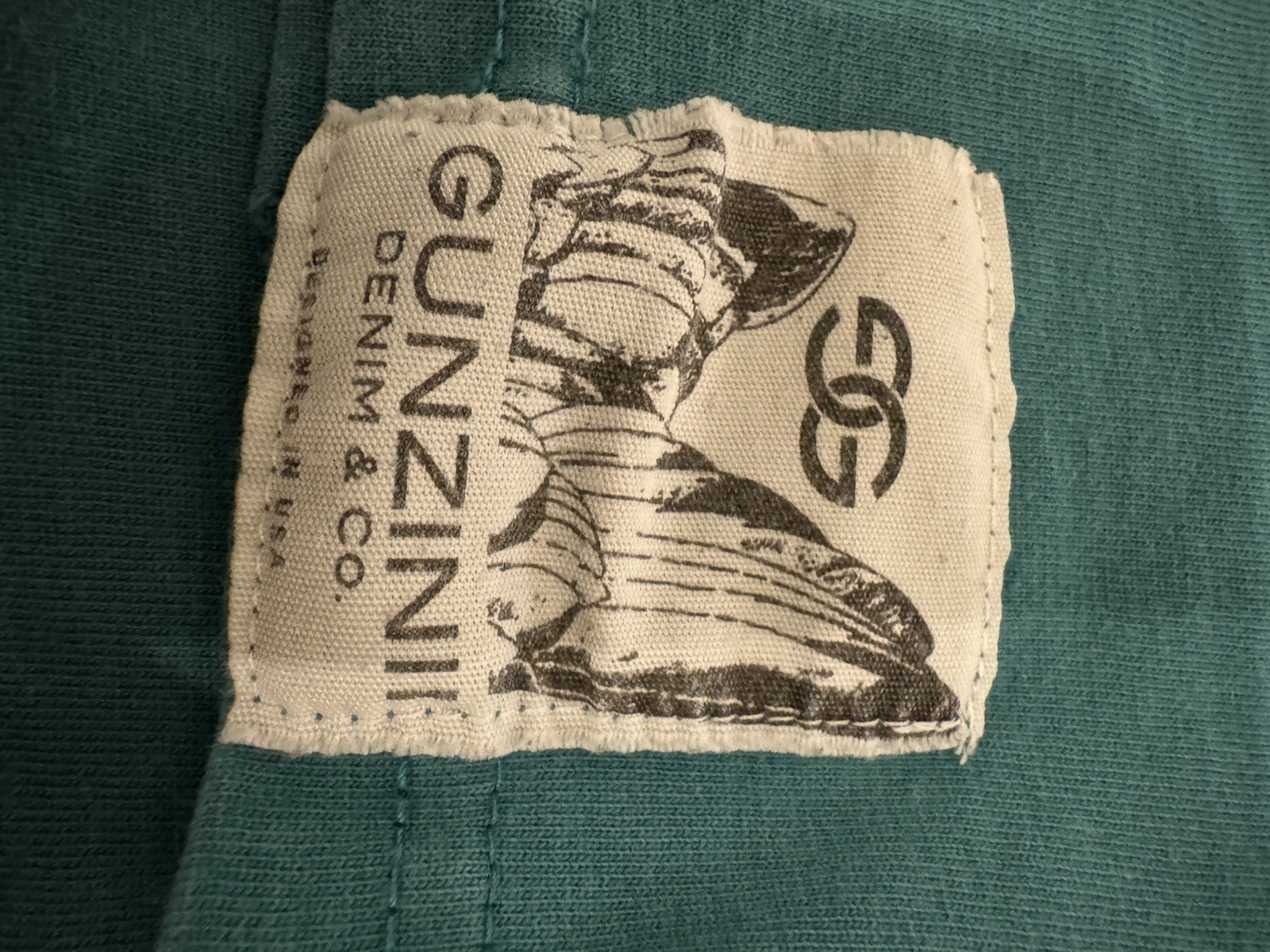 Authentic Gunzinii Men’s Shirt Small