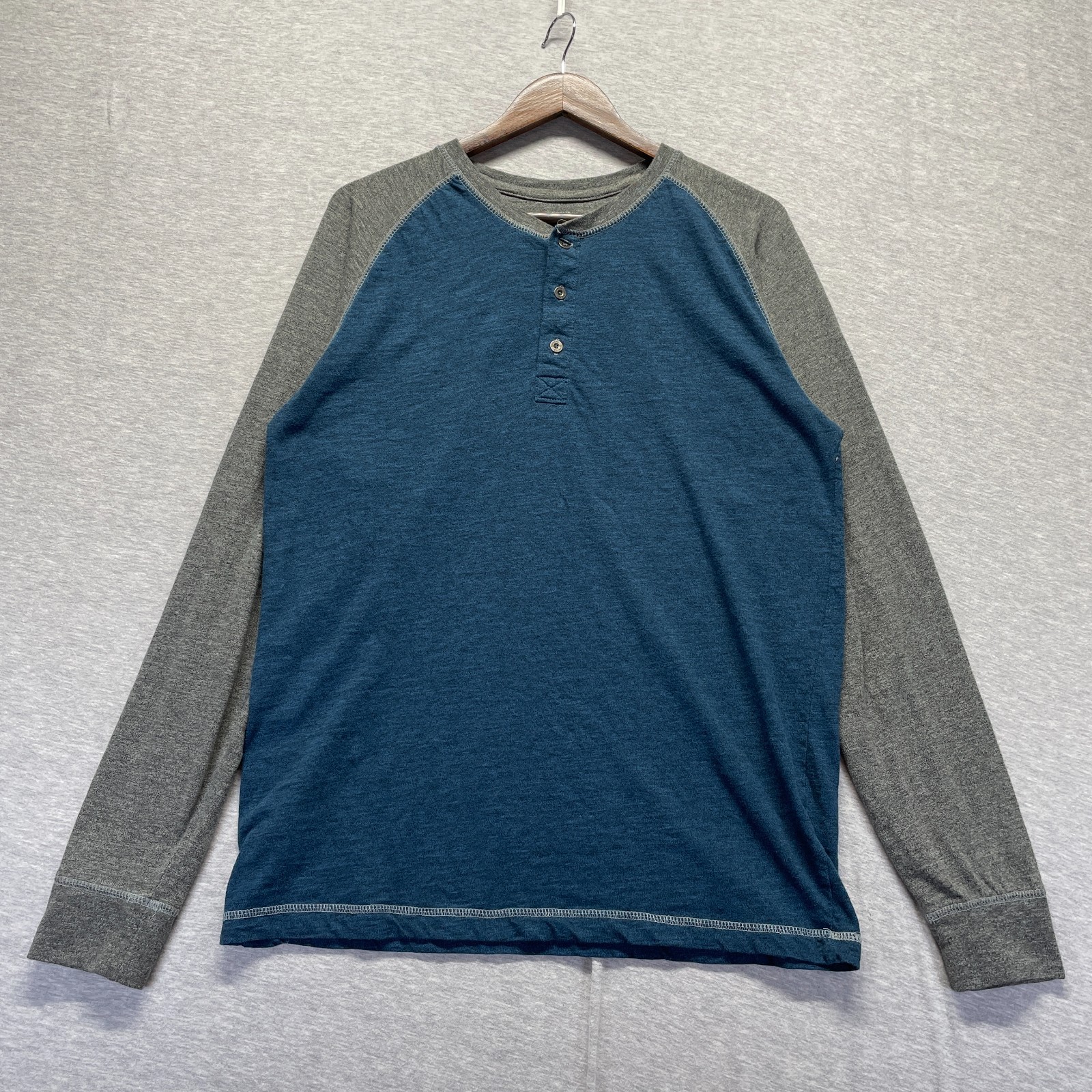 Red Head Brand Co. Shirt Mens Large Teal Gray Colorblock Long Sleeve Henley Neck