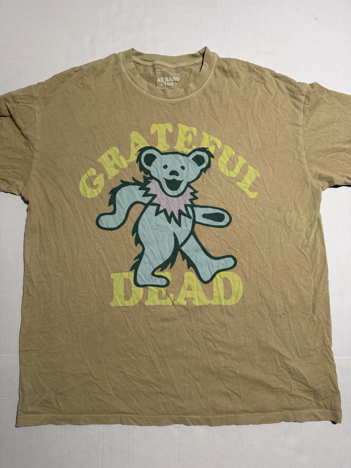 american eagle x grateful dead ‘blue bear’ beige tee, men’s medium t-shirt #1390