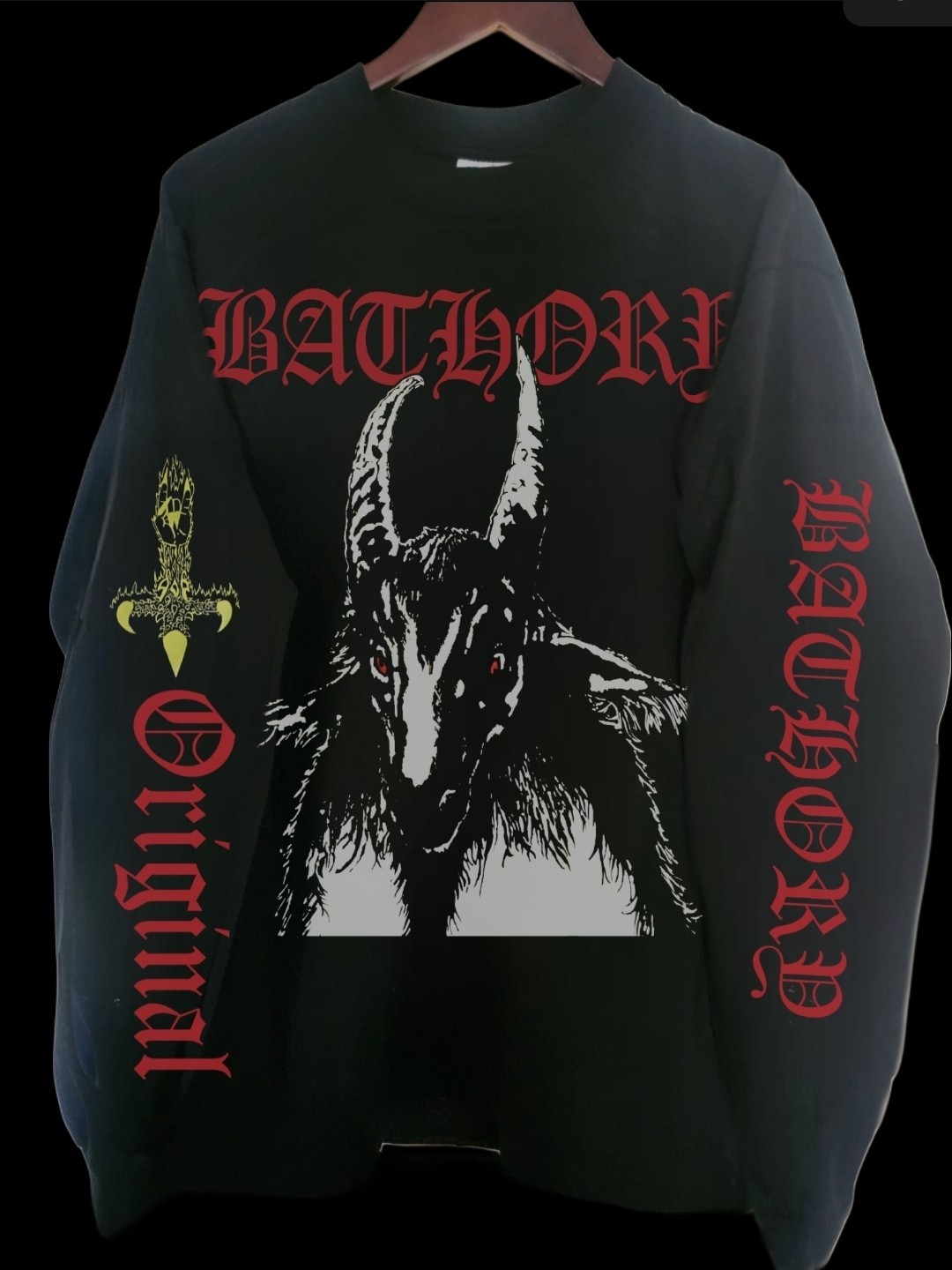 Bathory Venom Celtic MODERN ON SHAKA HEAVYWEIGHT T SHIRT
