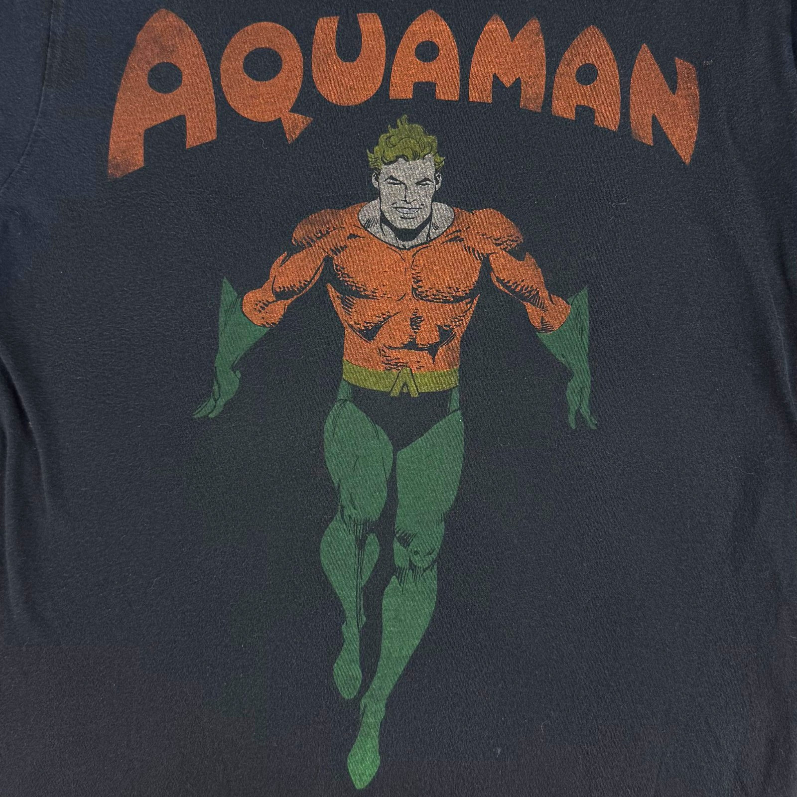 DC Comics Vintage Aquaman T Shirt 1990s Y2K Arthur Curry on Changes Adult Size M