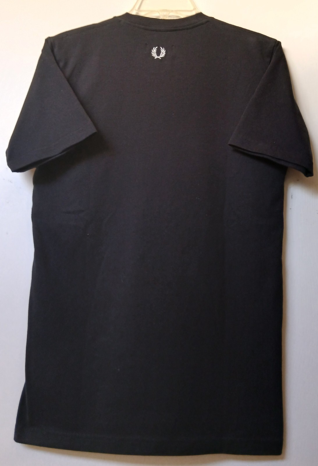 Fred Perry Orginal Since 1953 big Logo front Sz.S Black Men T-shit