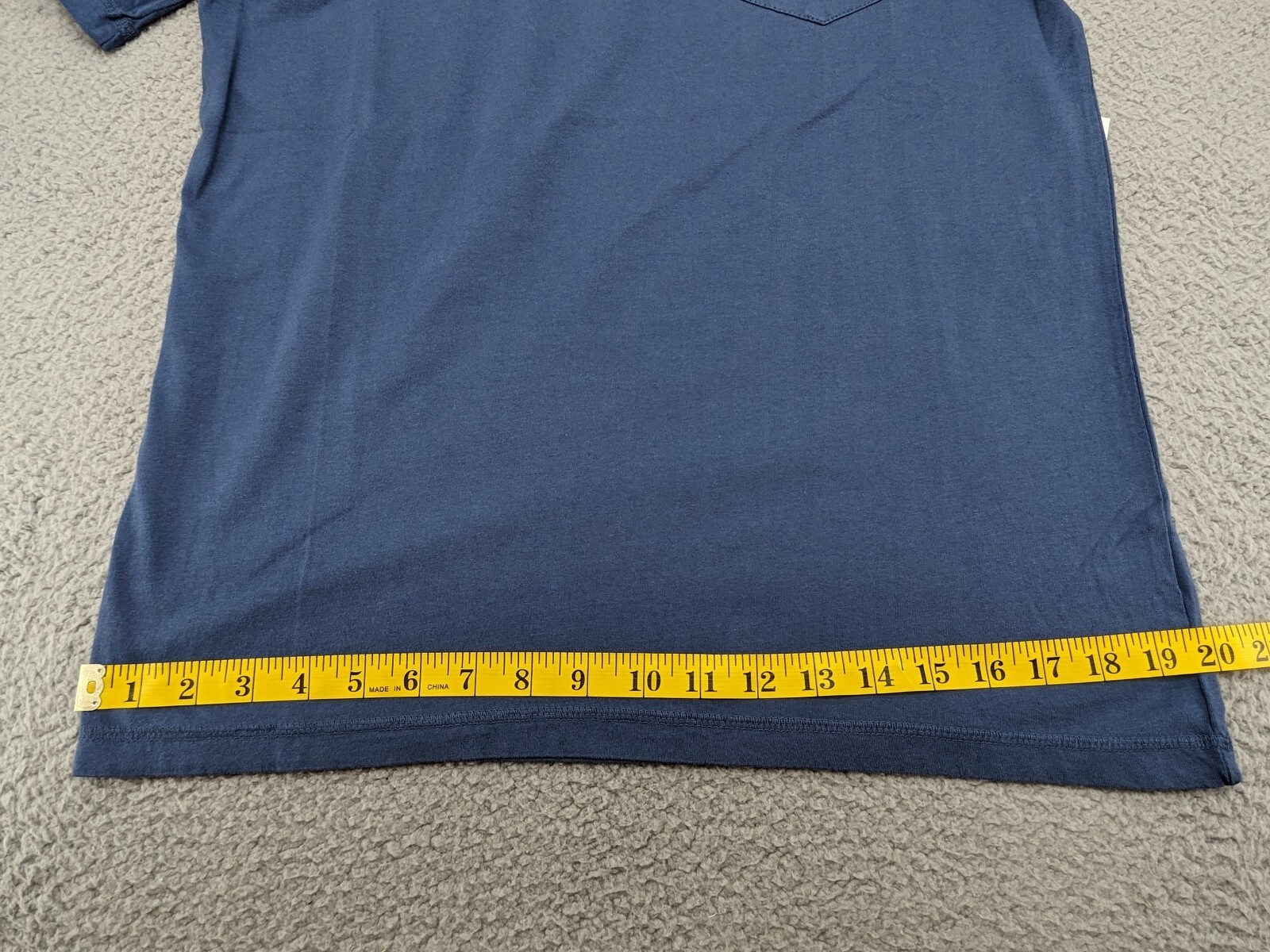 Johnnie-O T-Shirt Mens Small Blue SS Surfing 🏄 Patriotic Flag Crew Neck