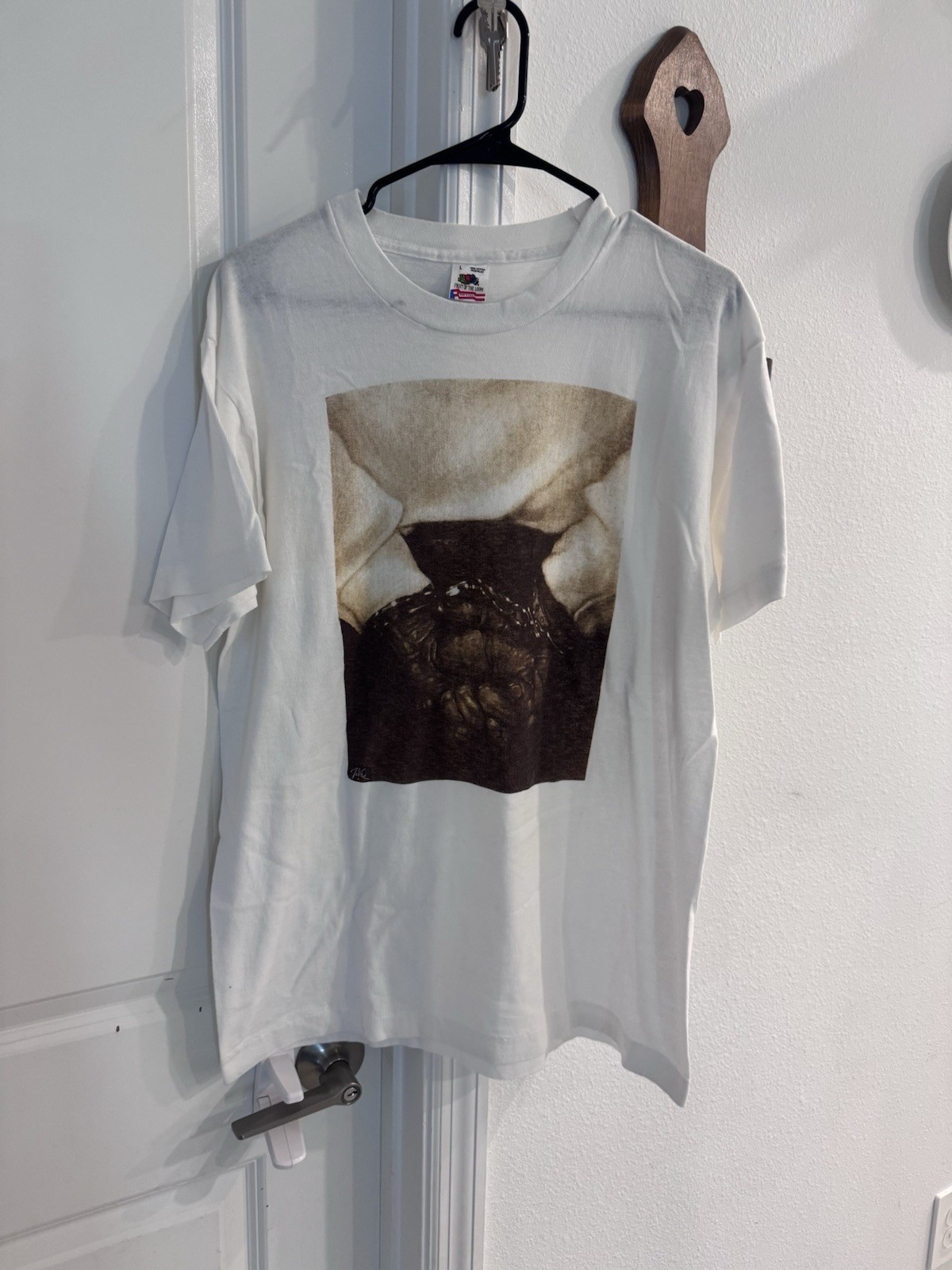 Vintage Handcuff Art T-shirt Single Stitch Mens Large