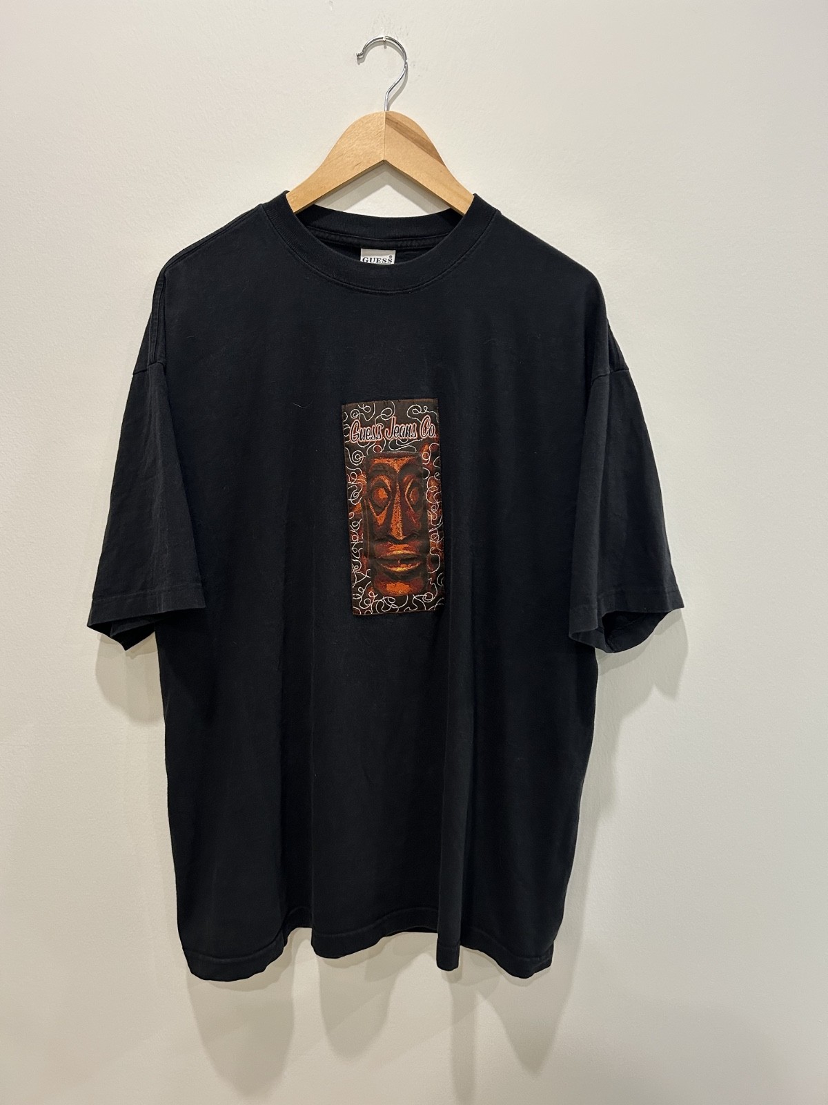 Vintage Guess Jeans USA T Shirt XL Black Tribal Tiki Graphic Y2K Streetwear