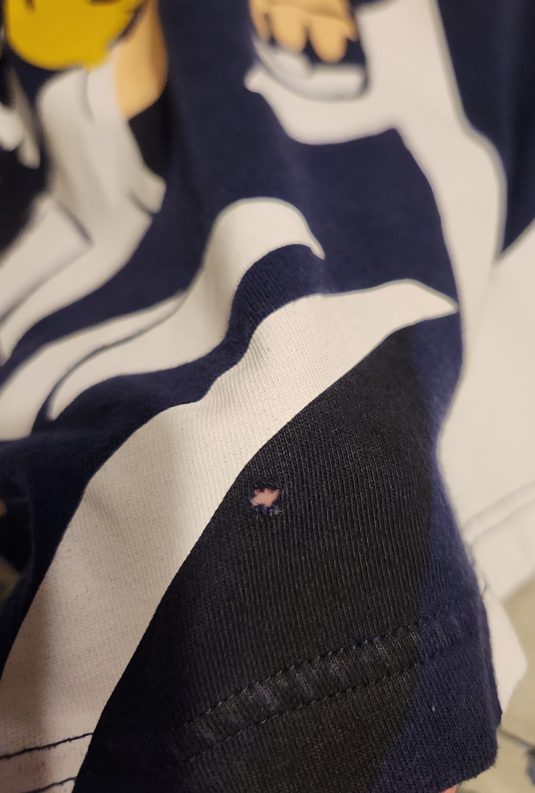 *Size Medium* 2019 UNIQLO UTGP Pokemon Ash And Pikachu Shirt