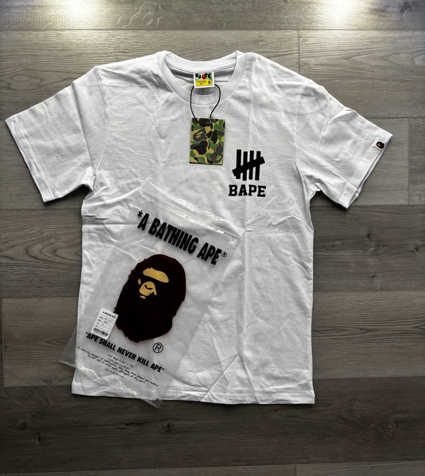 A Bathing Ape BAPE Undefeated Return of the Bape Ape Head Tee White Men’s M