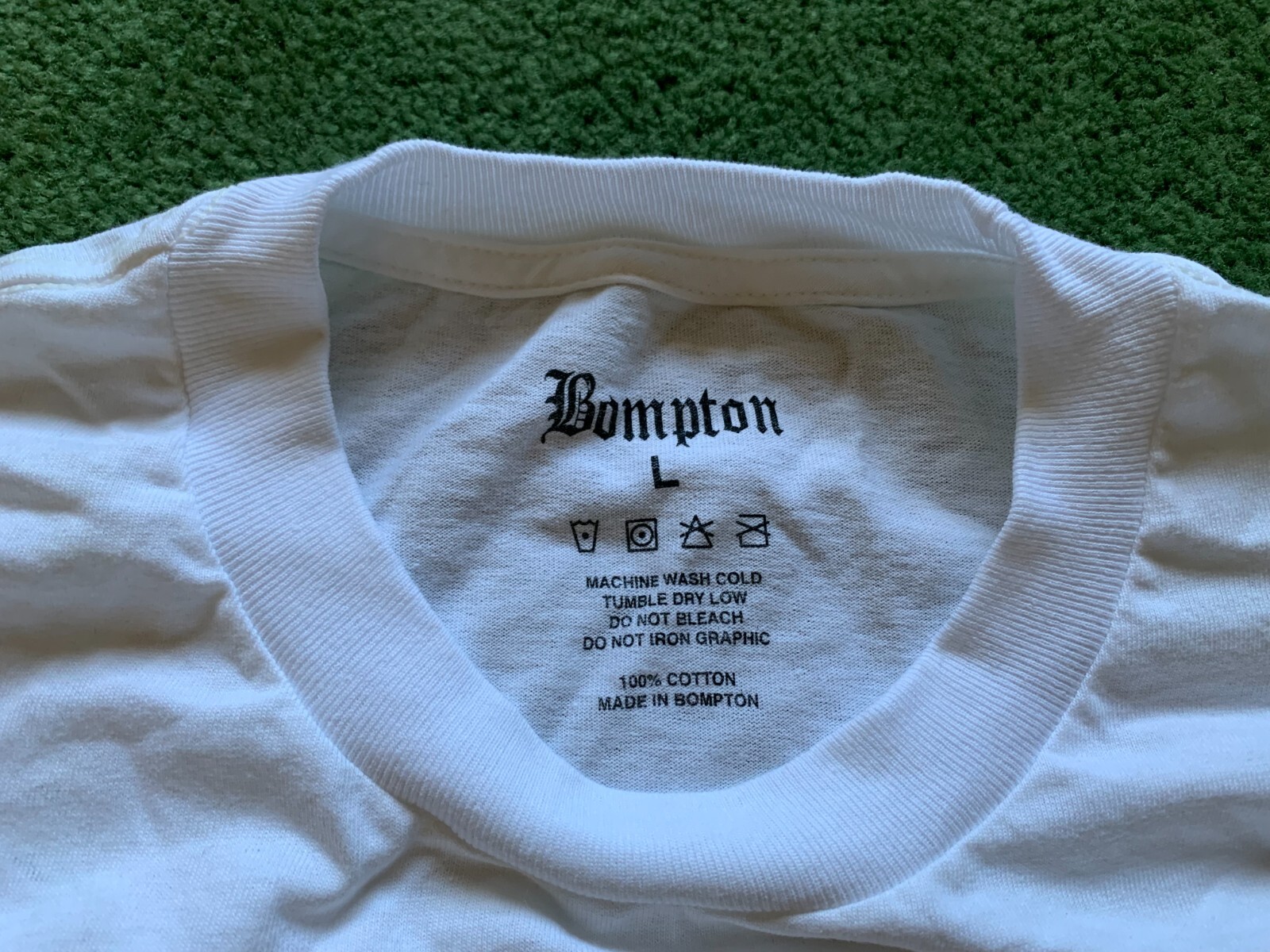 MEN’S BOMPTON YG 4HUNNID 400 SUGE KNIGHT WHITE T-SHIRT SIZE L