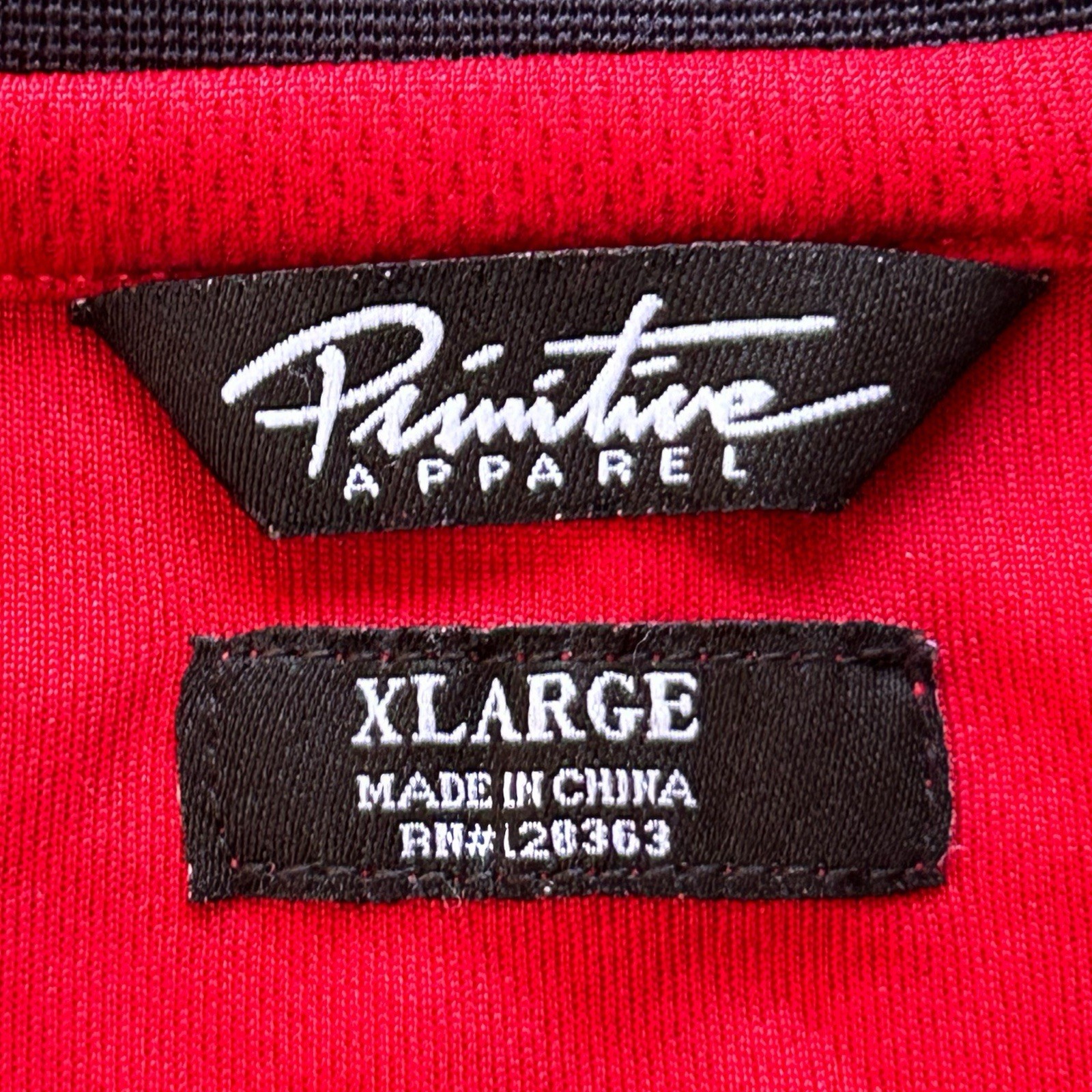 Primitive Men’s Navy Blue & Red V Neck Jersey Tee T Shirt Size Extra Large XL