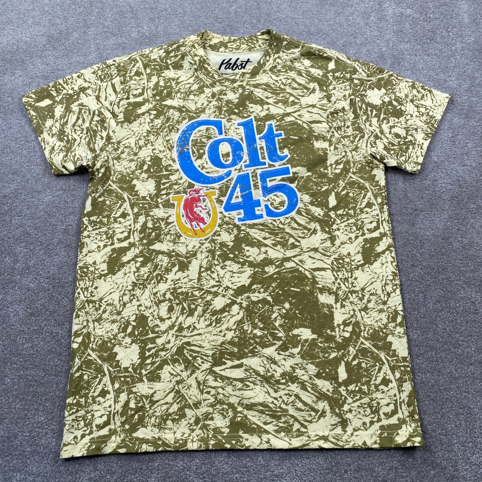 Pabst Colt 45 T-Shirt Mens Medium Green All Over Print Malt Liquor Graphic Tee