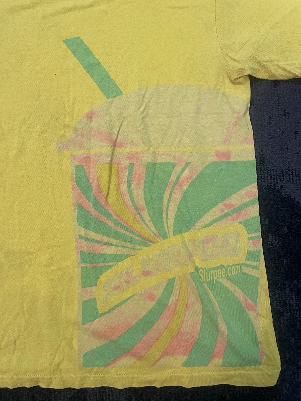 Vintage Y2K Slurpee Graphic Logo Print Tee Men ( Sz XL)