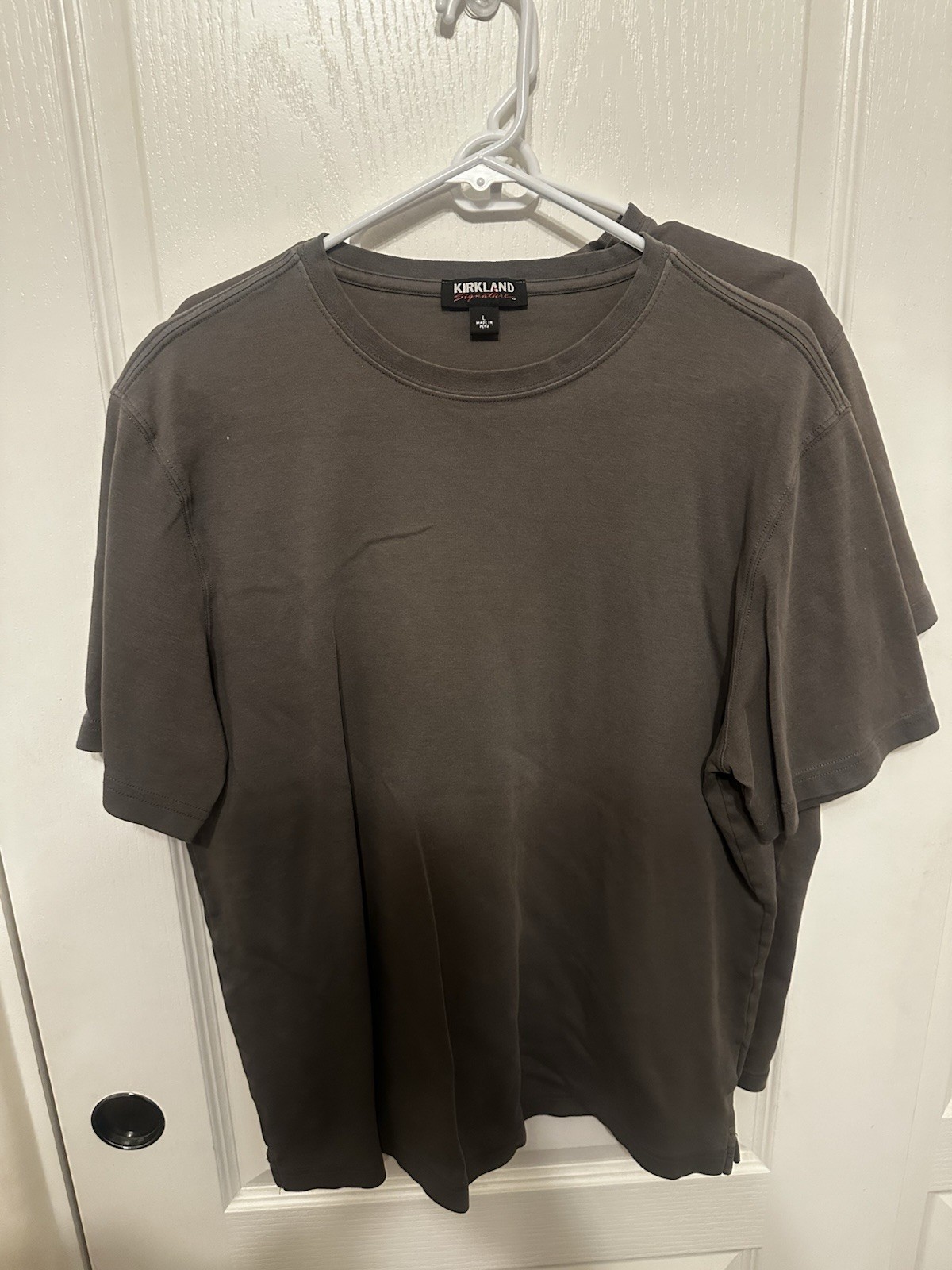 Kirkland Signature Men’s T-Shirt Size Large