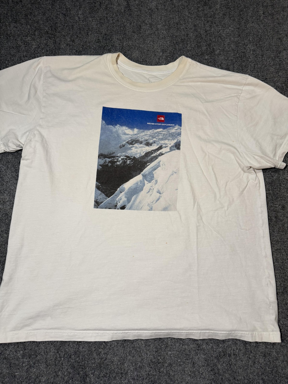 The North Face Shirt Mens 2XL White Never Stop Exploring Mountain Graphic Tee