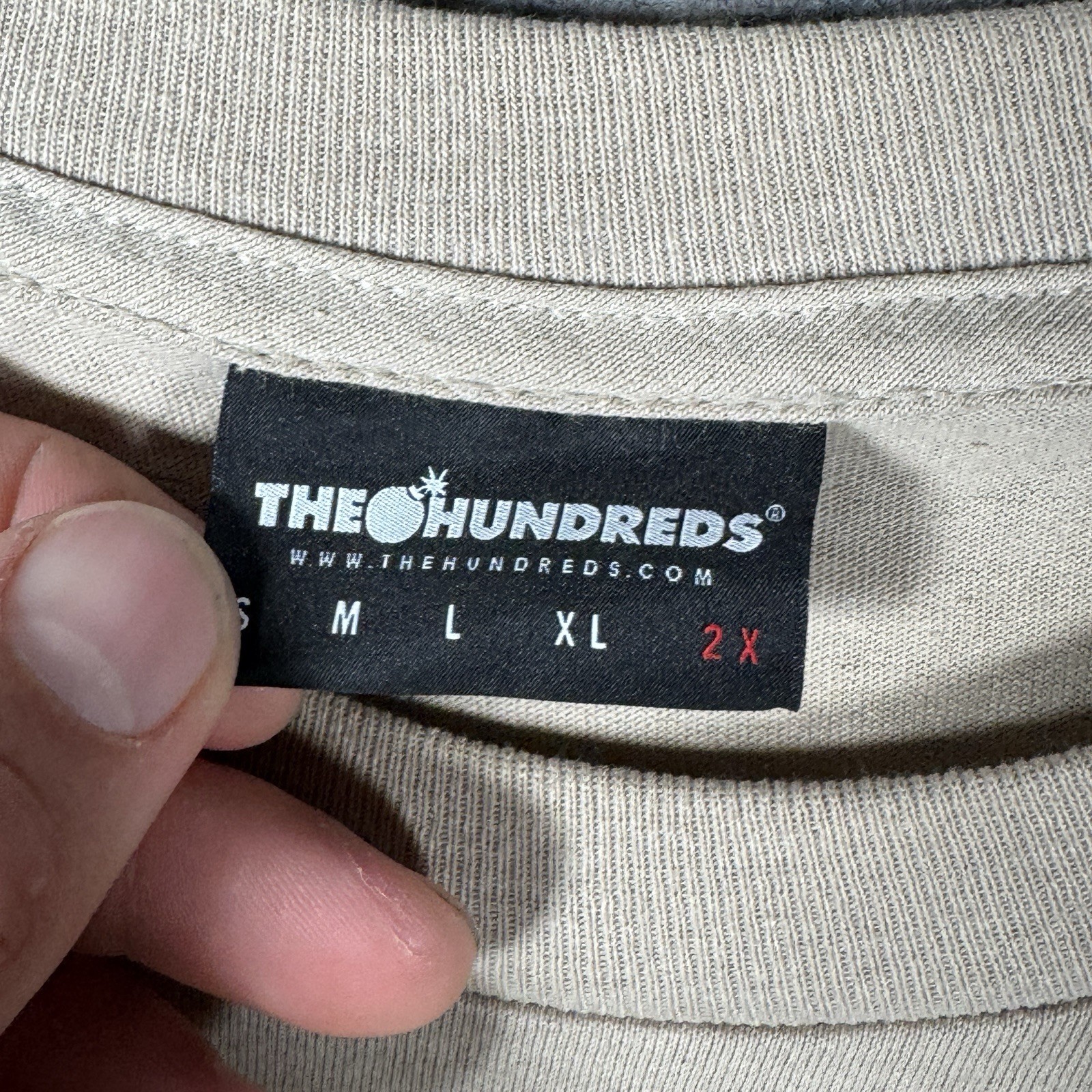The Hundreds Streetwear Skateboarding Tan Graphic T Shirt Mens Size 2XL 26×34