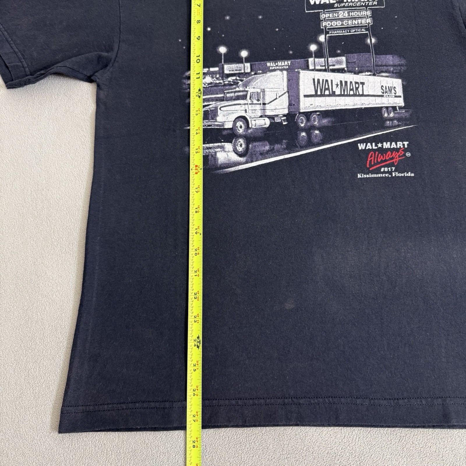 Vintage Walmart Store Trucker Art T-shirt Size M Semi Truck Florida USA 90s Y2K