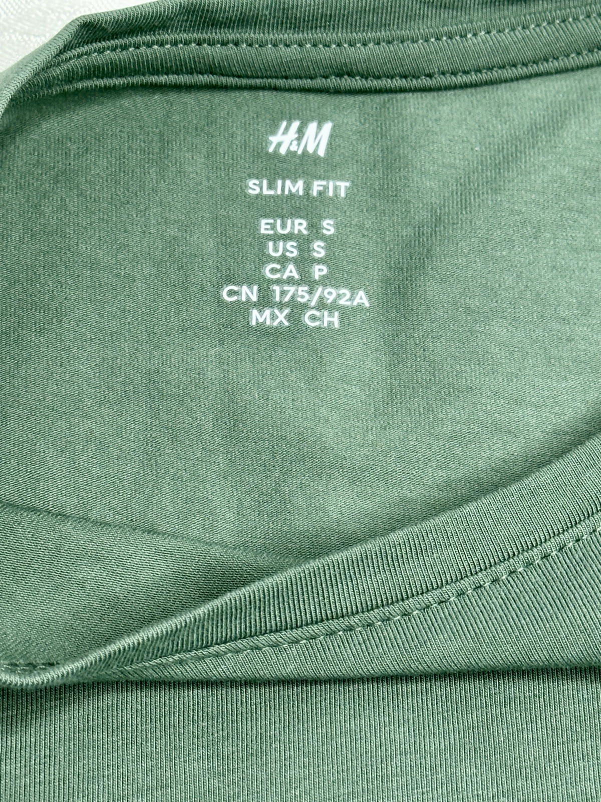 H&M Slim Fit T Shirt Men’s Size Small Green