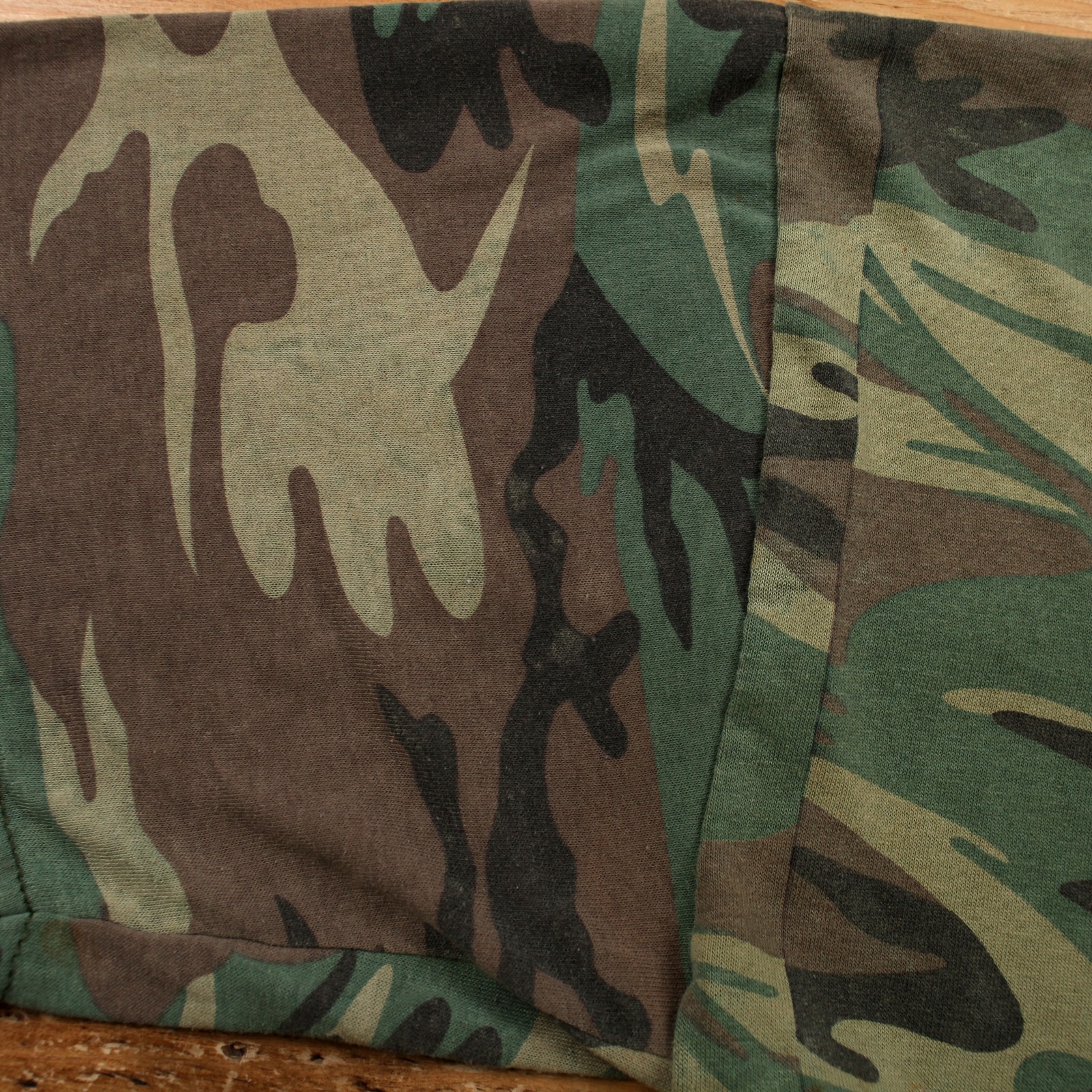 Rothco T-shirt XL Mens 00s Green Camouflage Print Military Army Tactical Outdoor