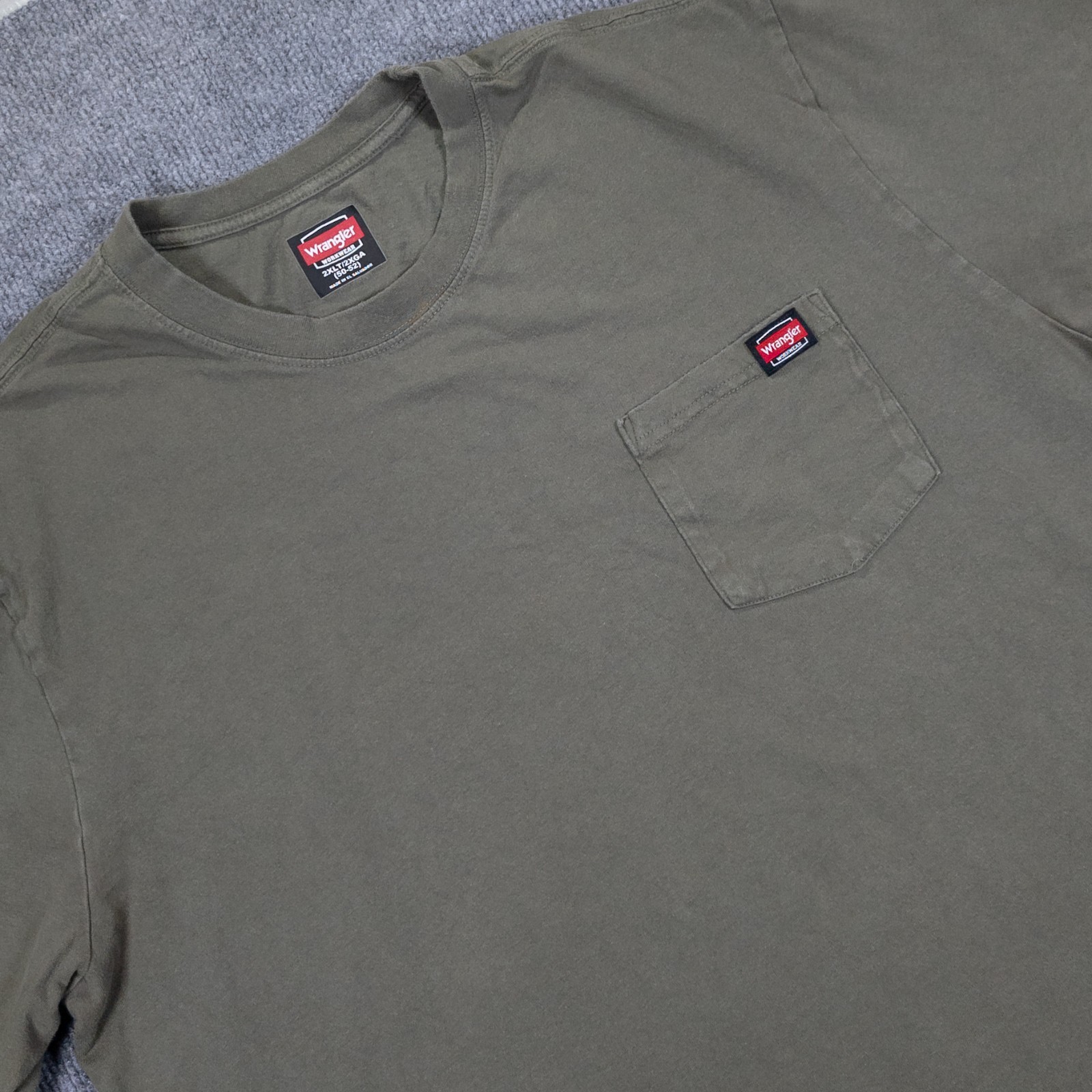 Wrangler Workwear Men’s 2XLT Tall Green Short Sleeve Pocket Tee