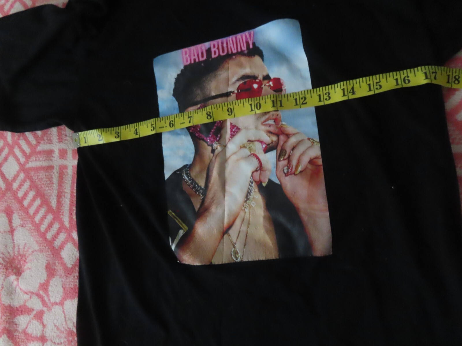 Bad Bunny On Phone tshirt Gemrock M