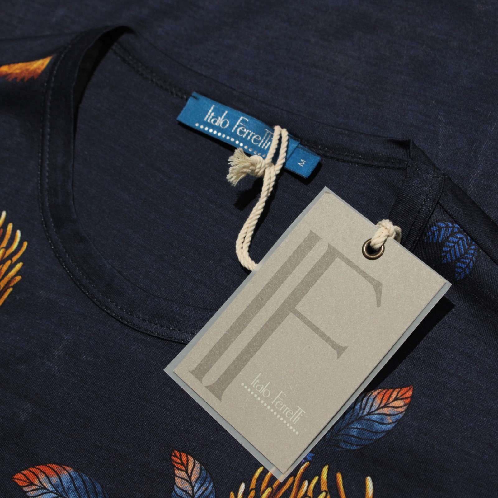 Italo Ferretti NWT Short Sleeve T-Shirt Size M in Blue/Yellow/Multi 100% Cotton