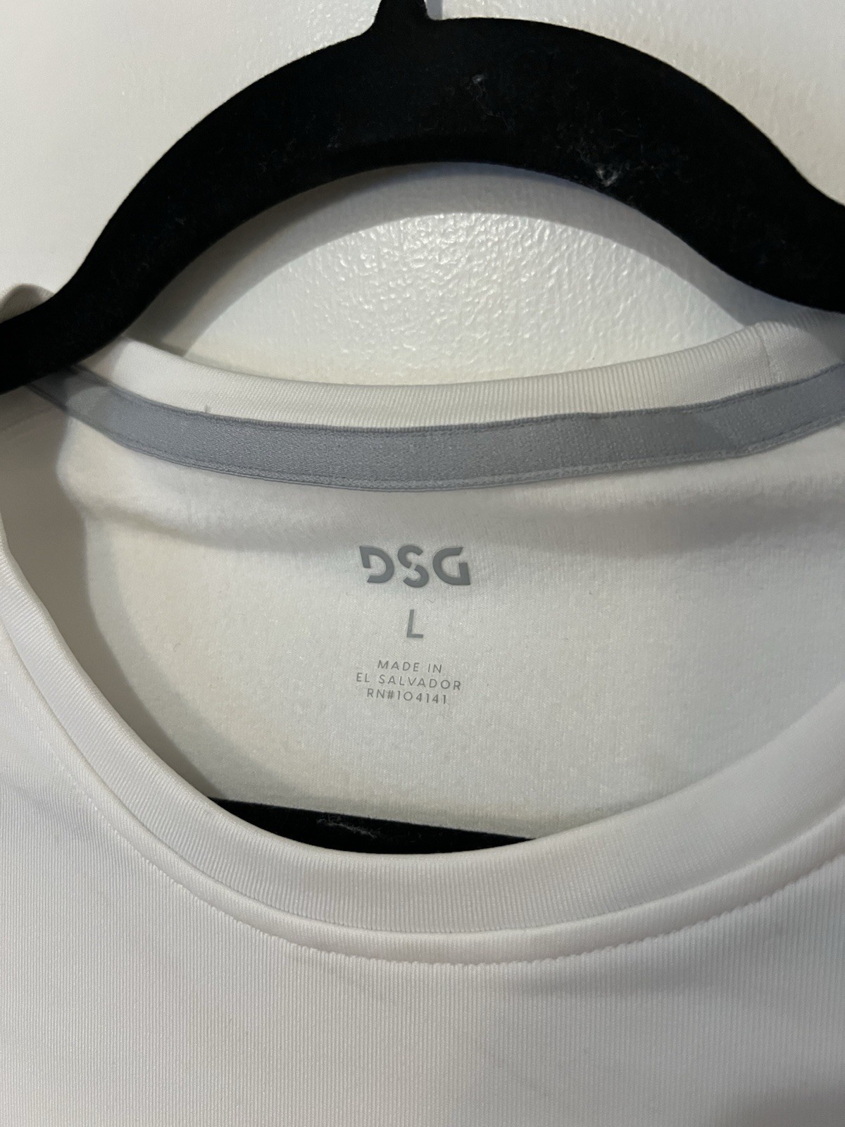 DSG Men’s Cold Weather Compression Crew Neck Top White Base Layer Size Large