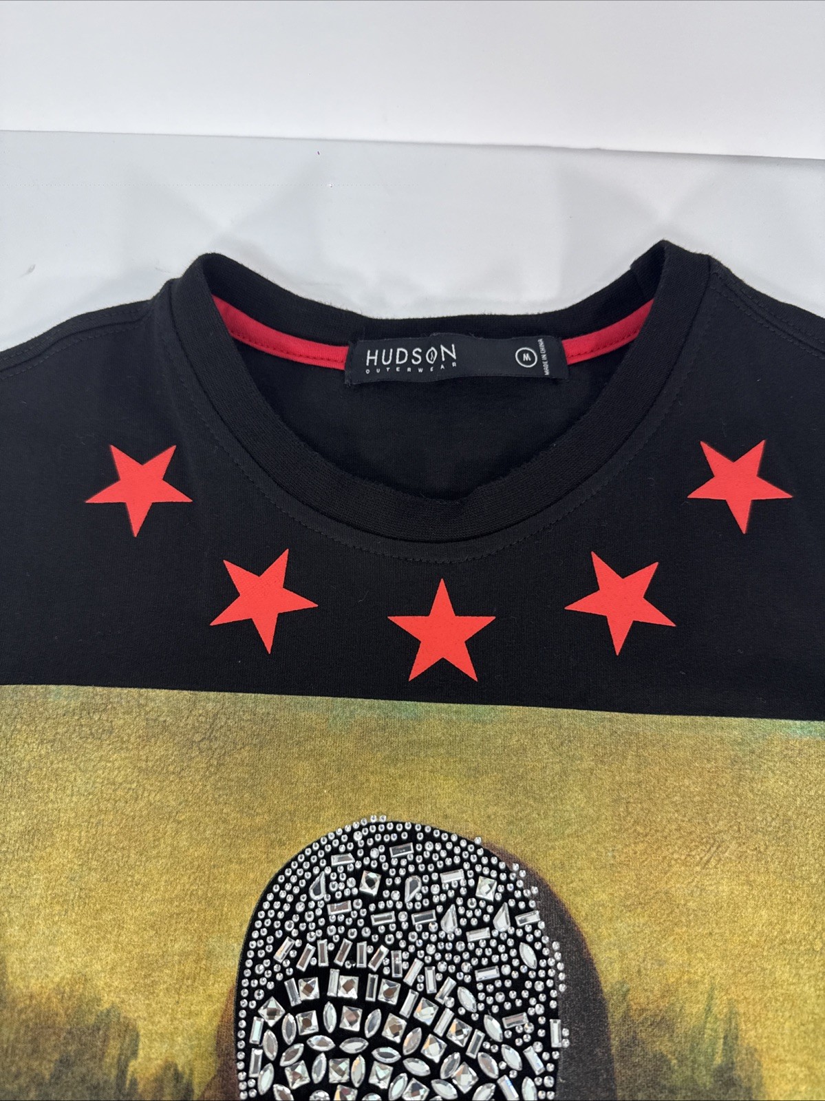 Hudson Outerwear Mens Black Mona Lisa Rhinestone Graphic Shirt Size M Red Stars