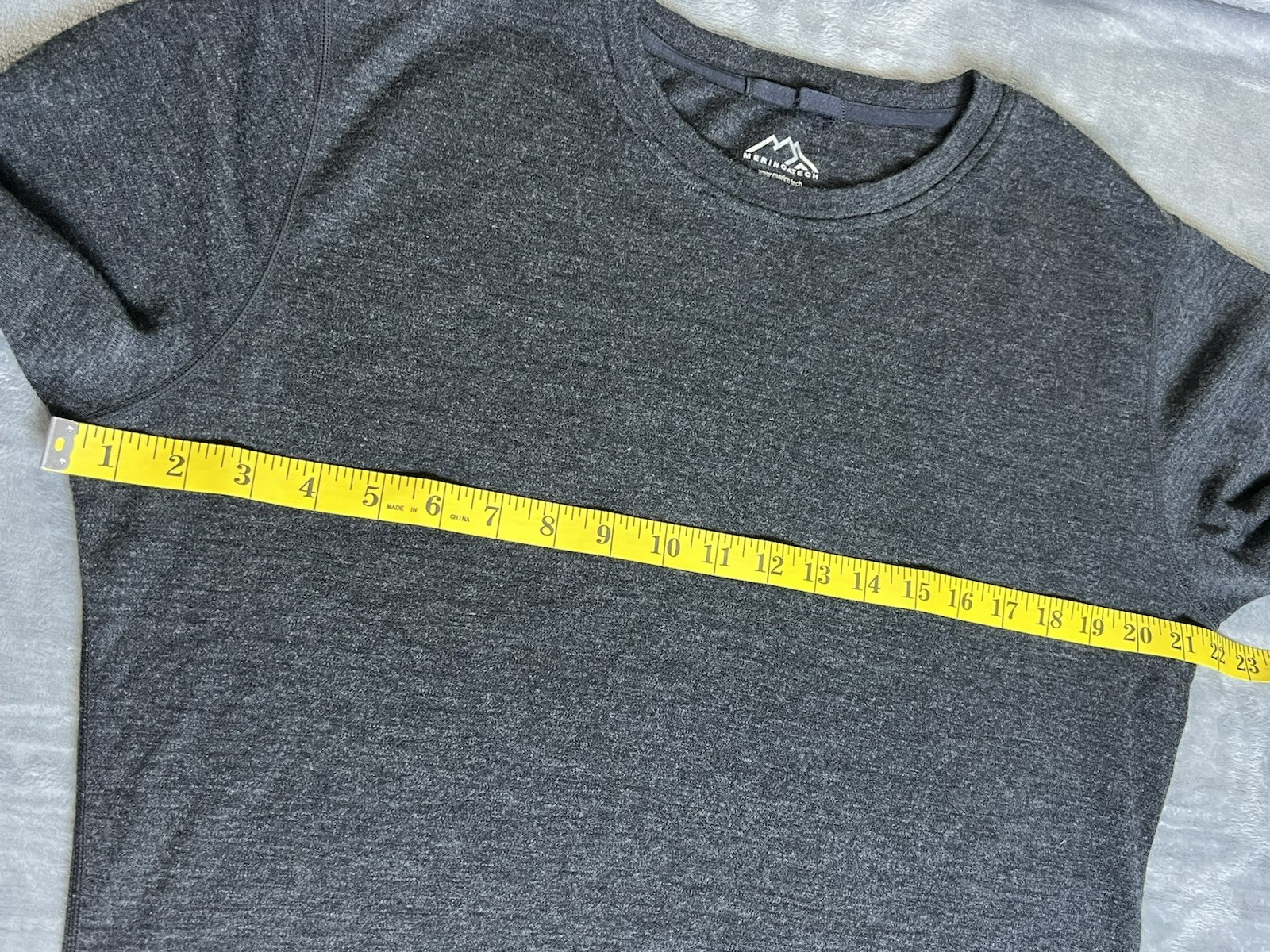 Merino Tech 100% Merino Wool Base Layer Top Mens L Dark Grey Long Sleeve 320 EUC