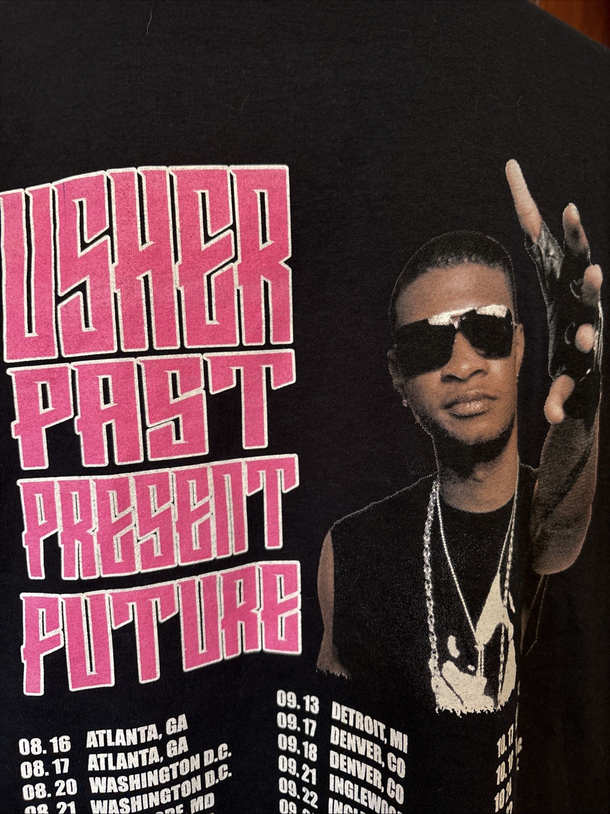 Usher Past Present Future Tour Black Shirt Size 2XL Mens