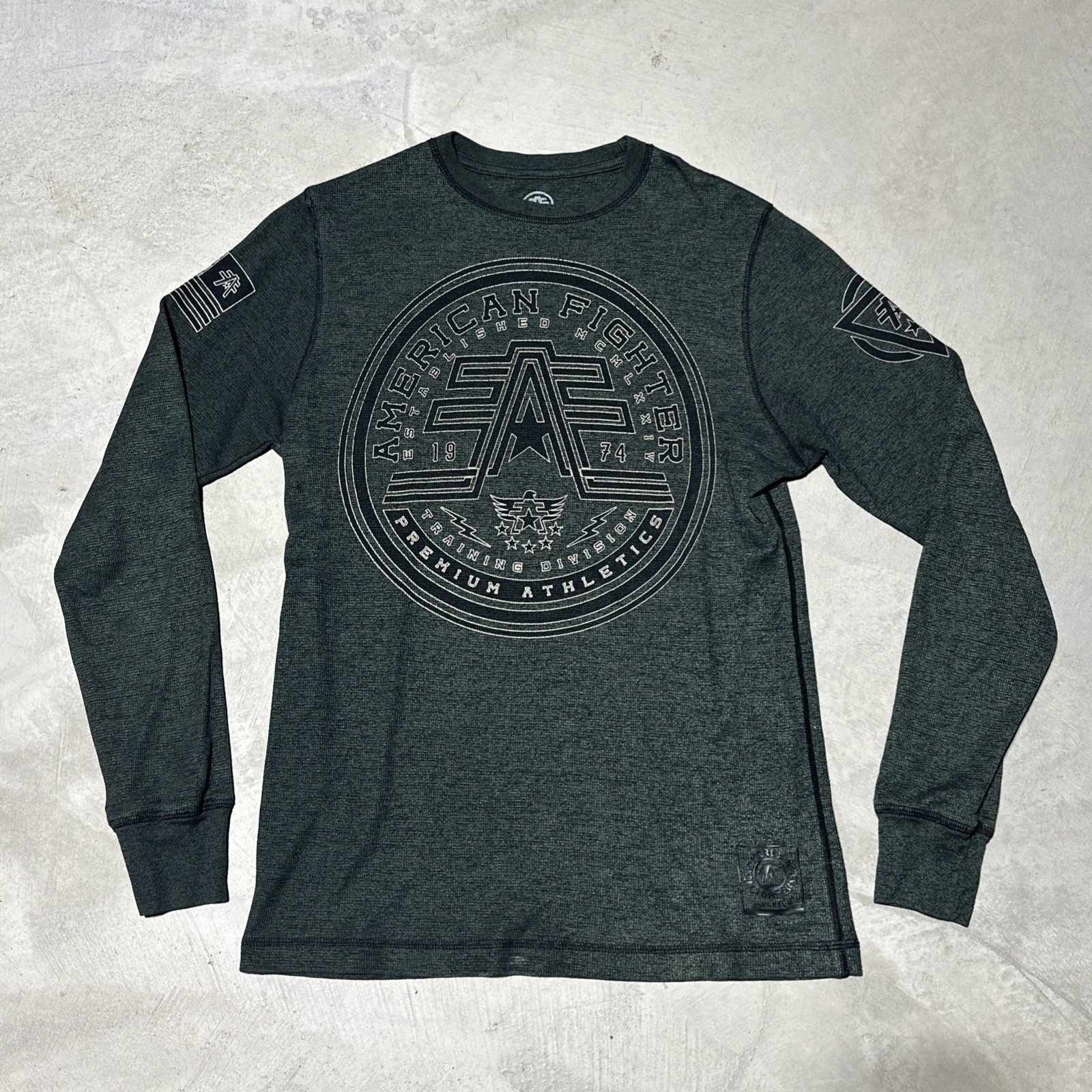 American Fighter Men Shirt M Green Graphic Geometric Logo Activewear Long Sleeve