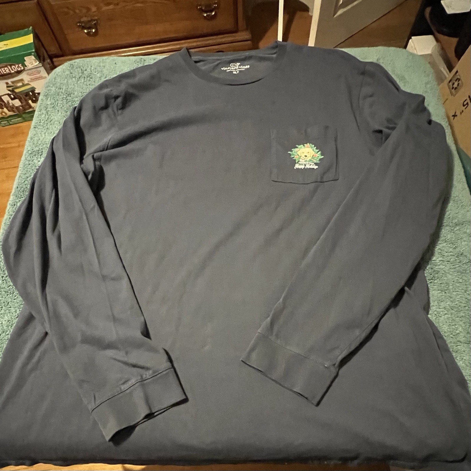 Vineyard Vines Holiday Dog Graphic Classic Fit Crew Neck Pocket T-Shirt XLT